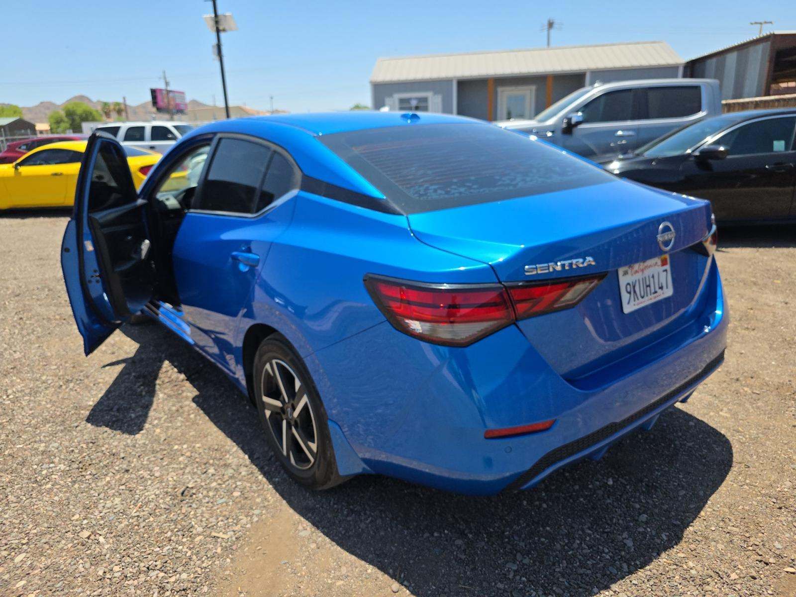 NISSAN SENTRA - 4