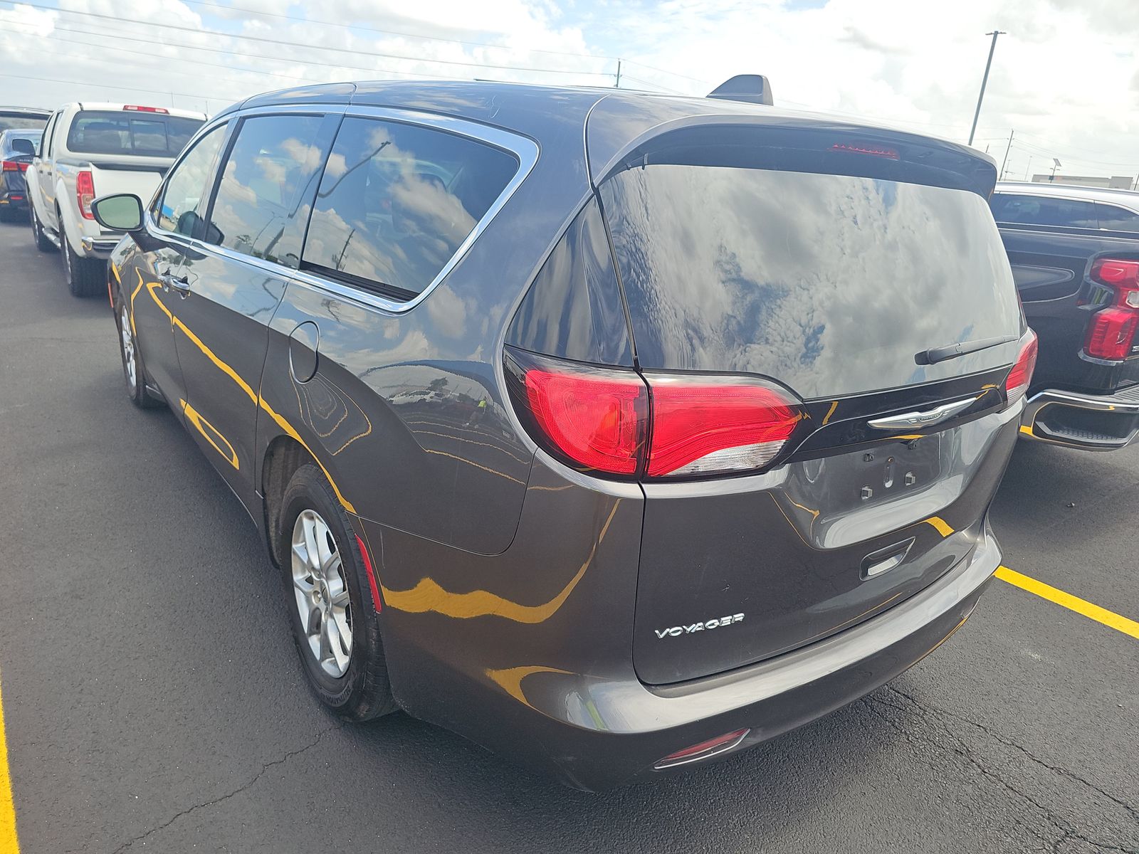 CHRYSLER VOYAGER - 7