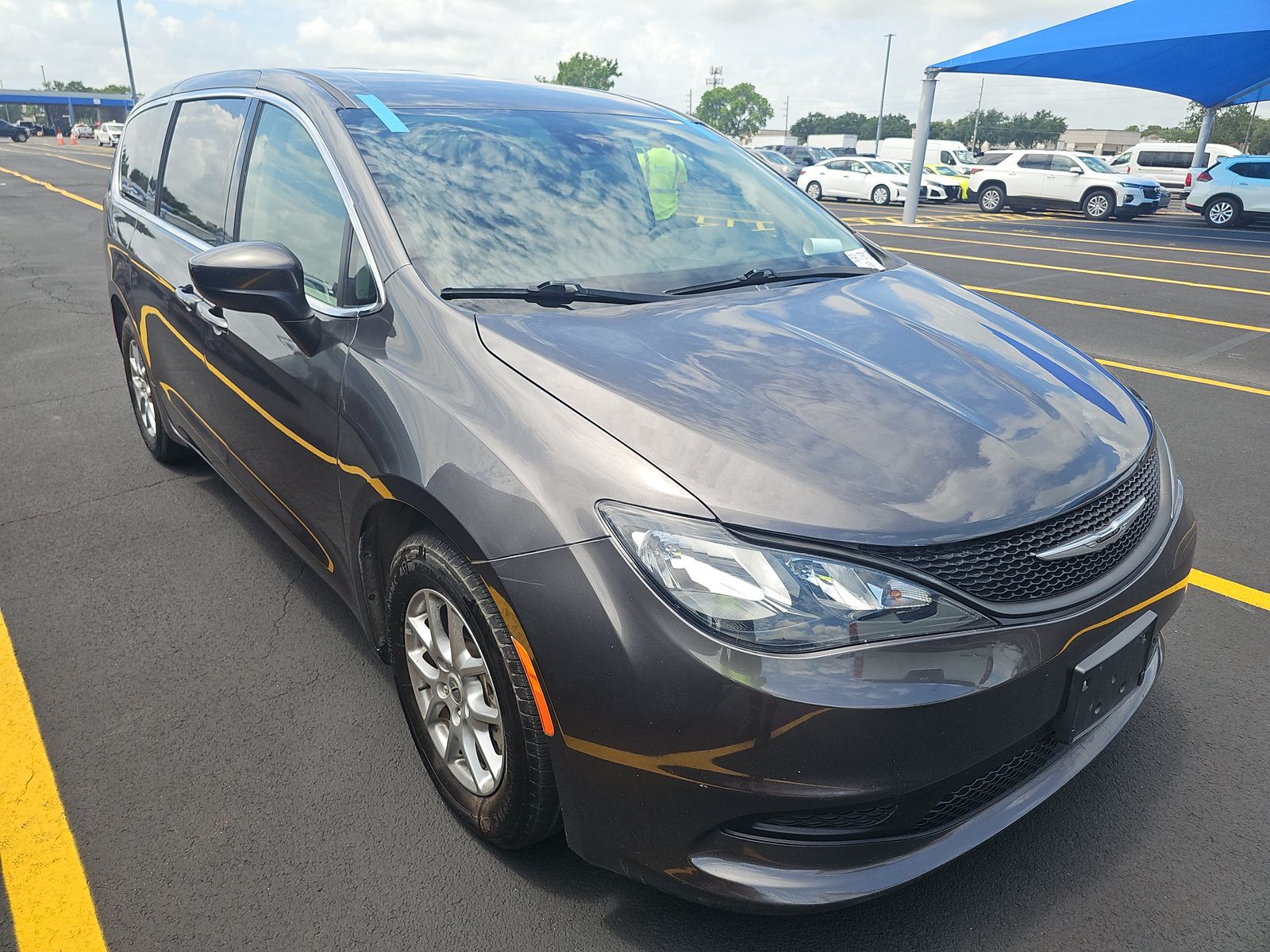 CHRYSLER VOYAGER - 4