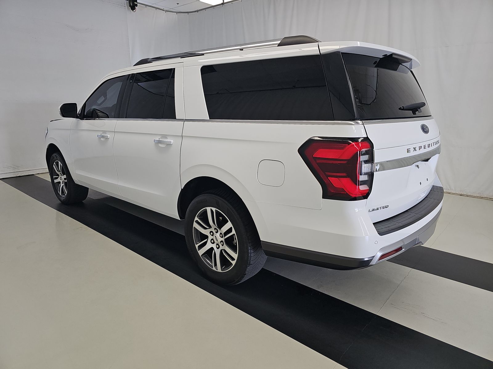 FORD EXPEDITION MAX - 7