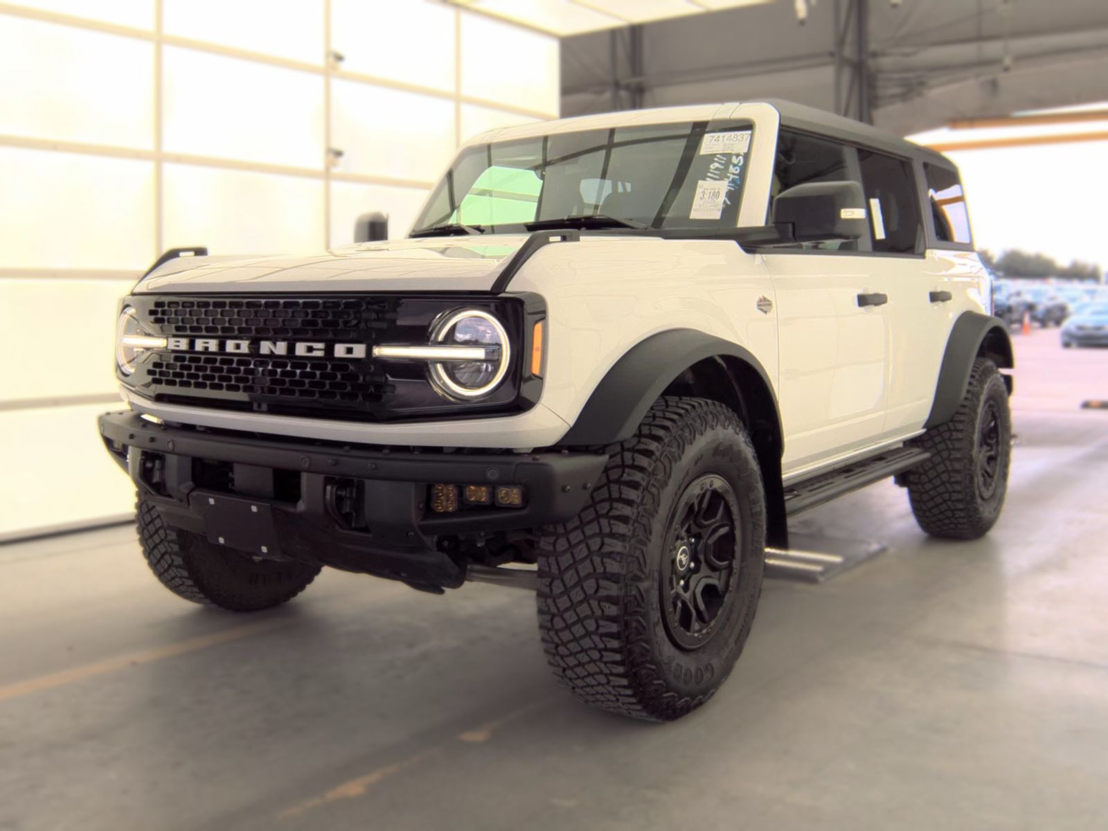FORD BRONCO - 1