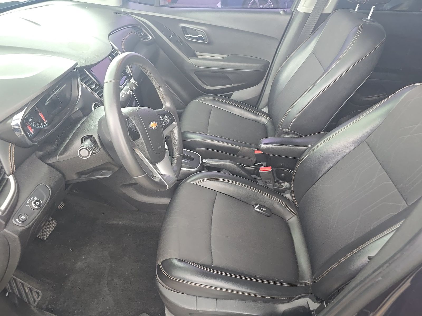CHEVROLET TRAX - 8