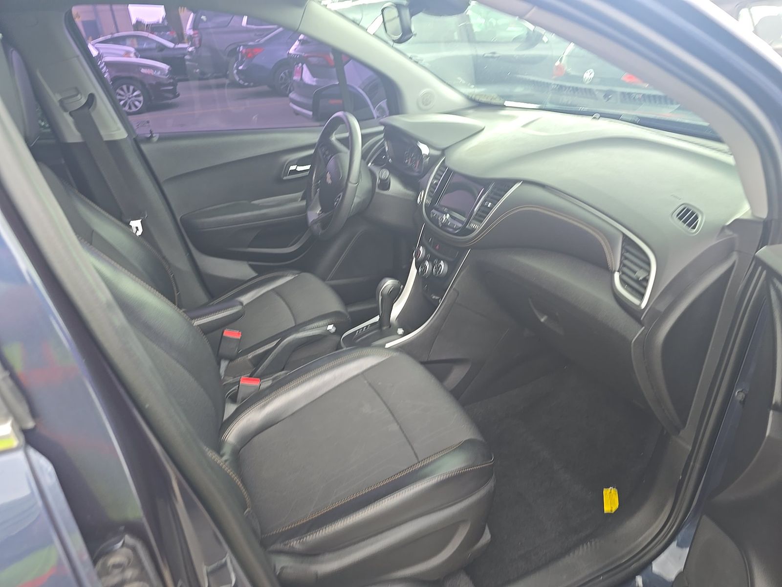 CHEVROLET TRAX - 9