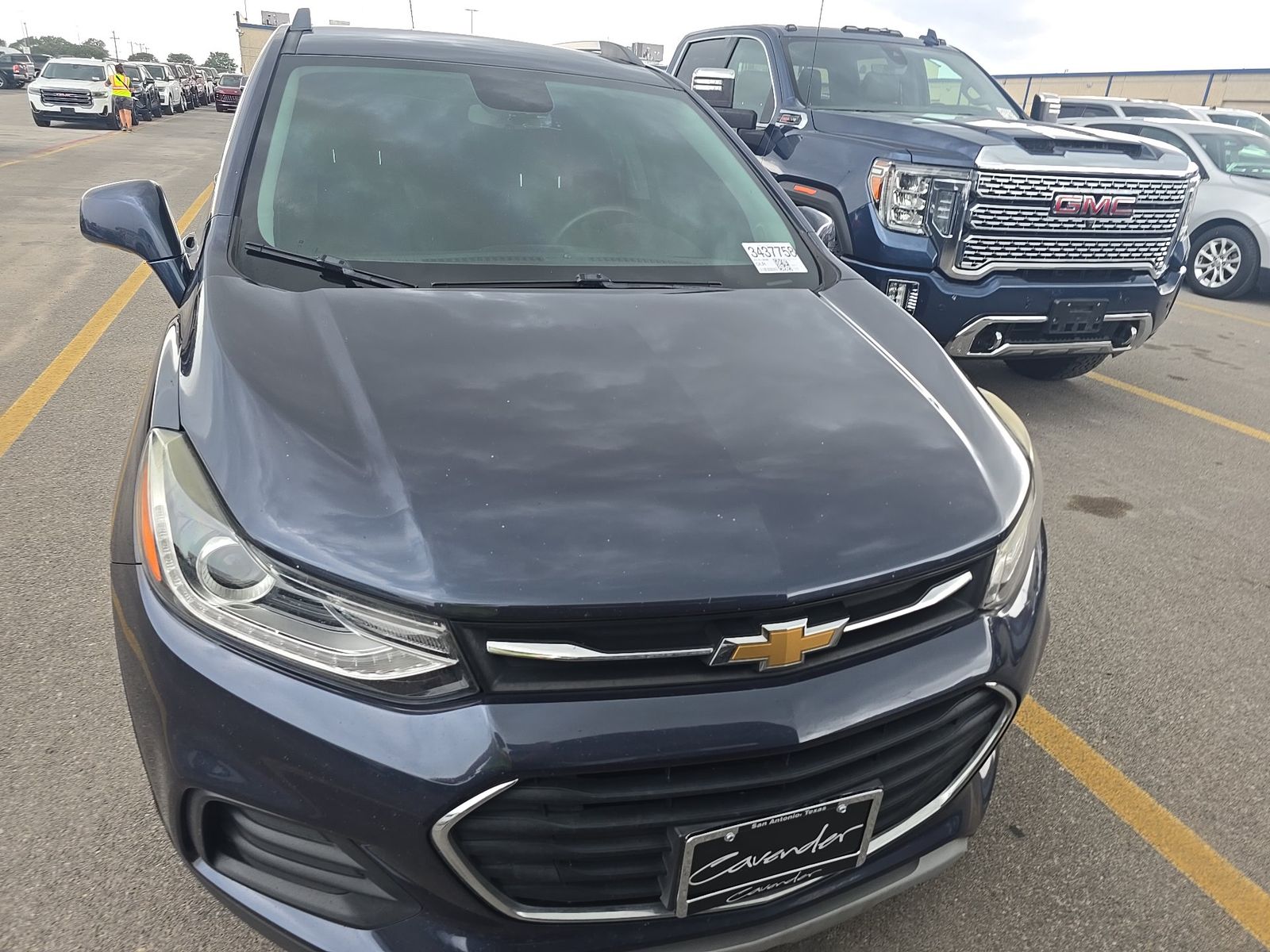 CHEVROLET TRAX - 3