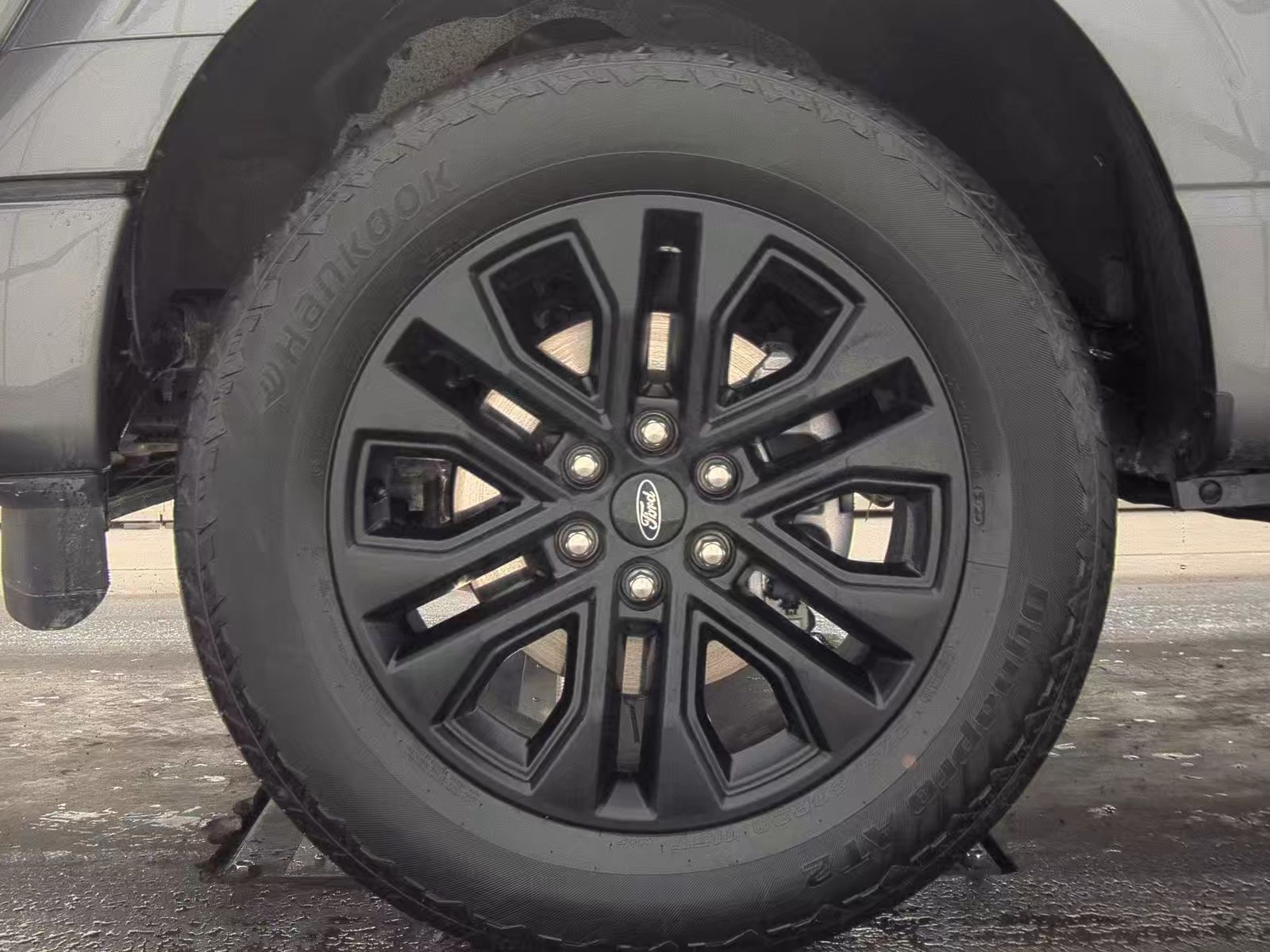 2025 Ford F-150 Hybrid Lariat AWD