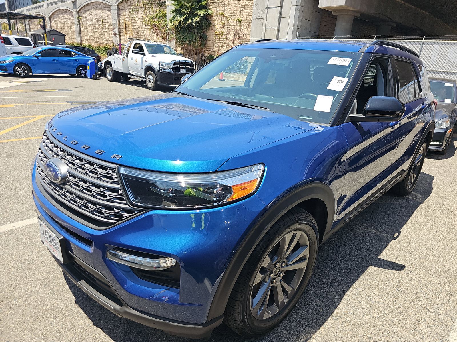 FORD EXPLORER - 1