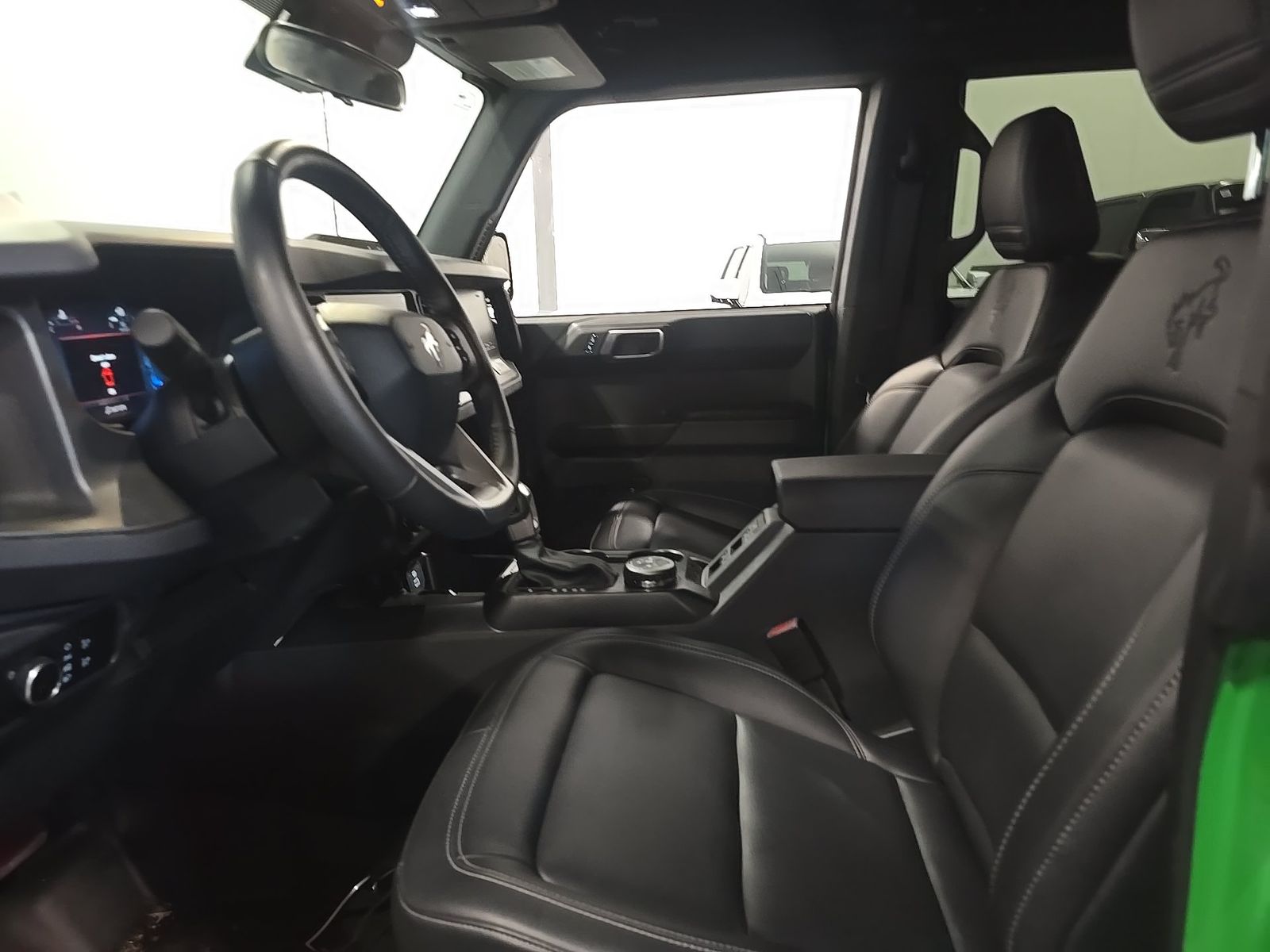 FORD BRONCO - 8