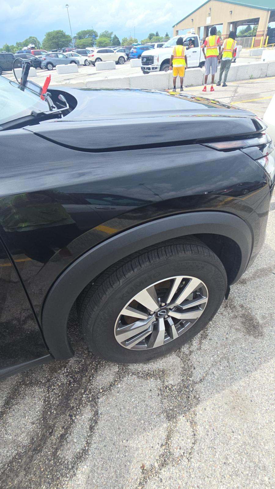 2026 Nissan Pathfinder SL FWD