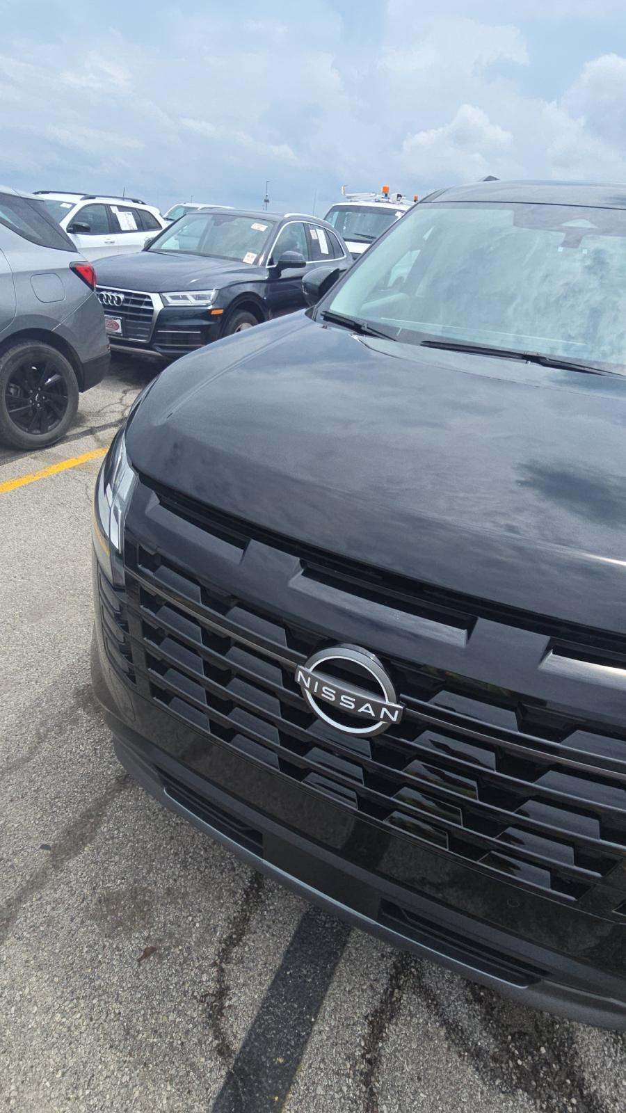 2026 Nissan Pathfinder SL FWD