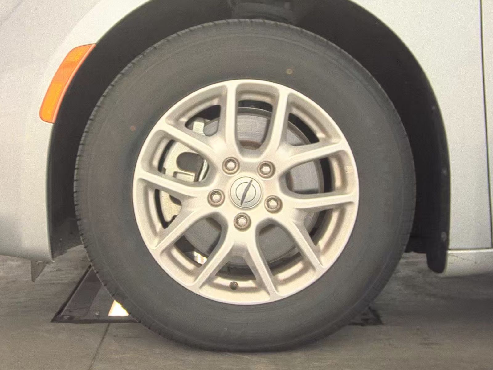 CHRYSLER VOYAGER - 10