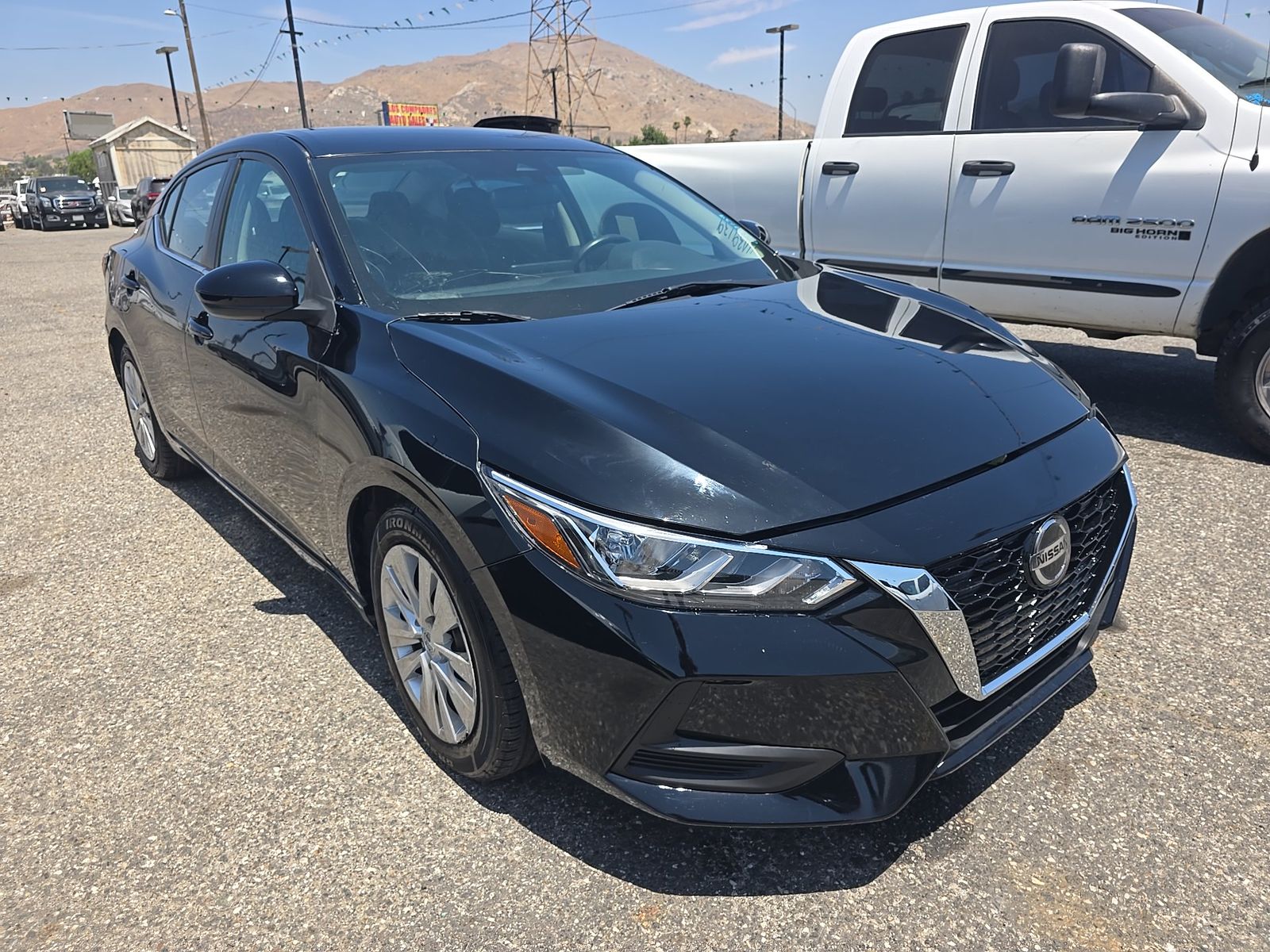 NISSAN SENTRA - 4