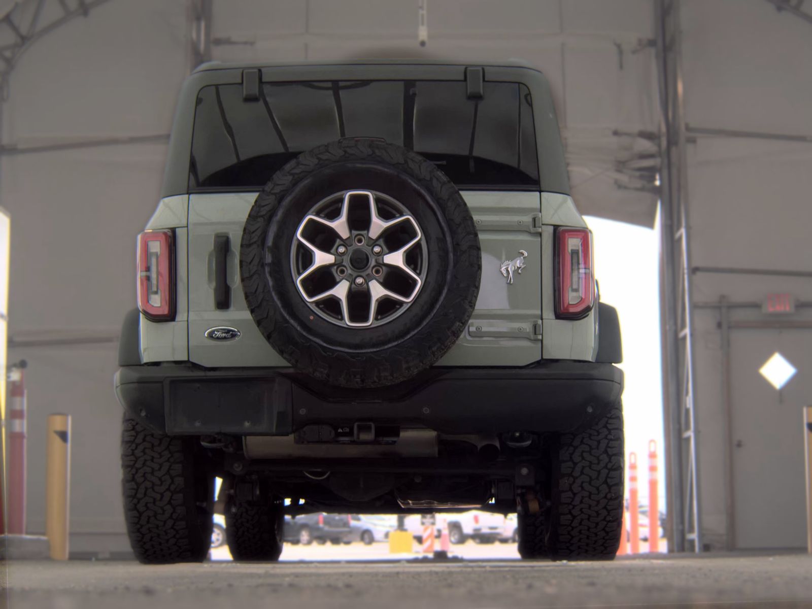 FORD BRONCO - 8