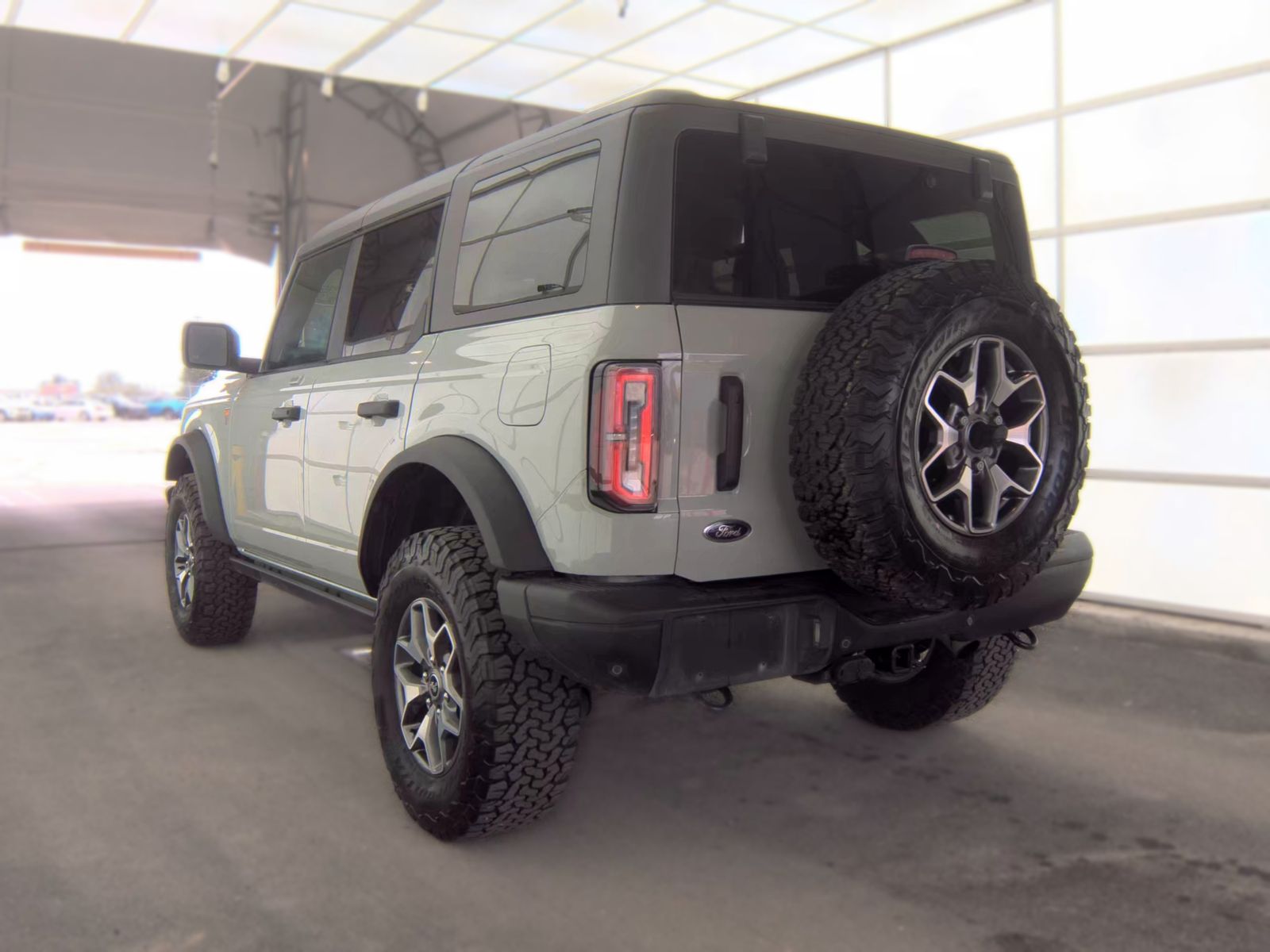 FORD BRONCO - 9