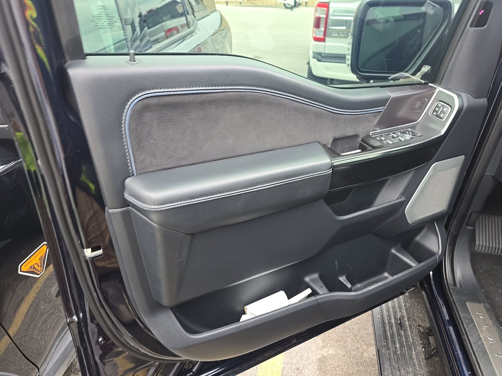 2024 Ford F-150 Platinum AWD