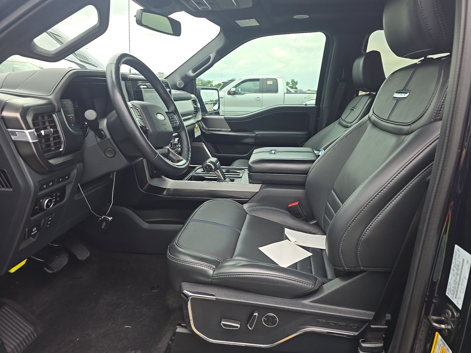 2024 Ford F-150 Platinum AWD
