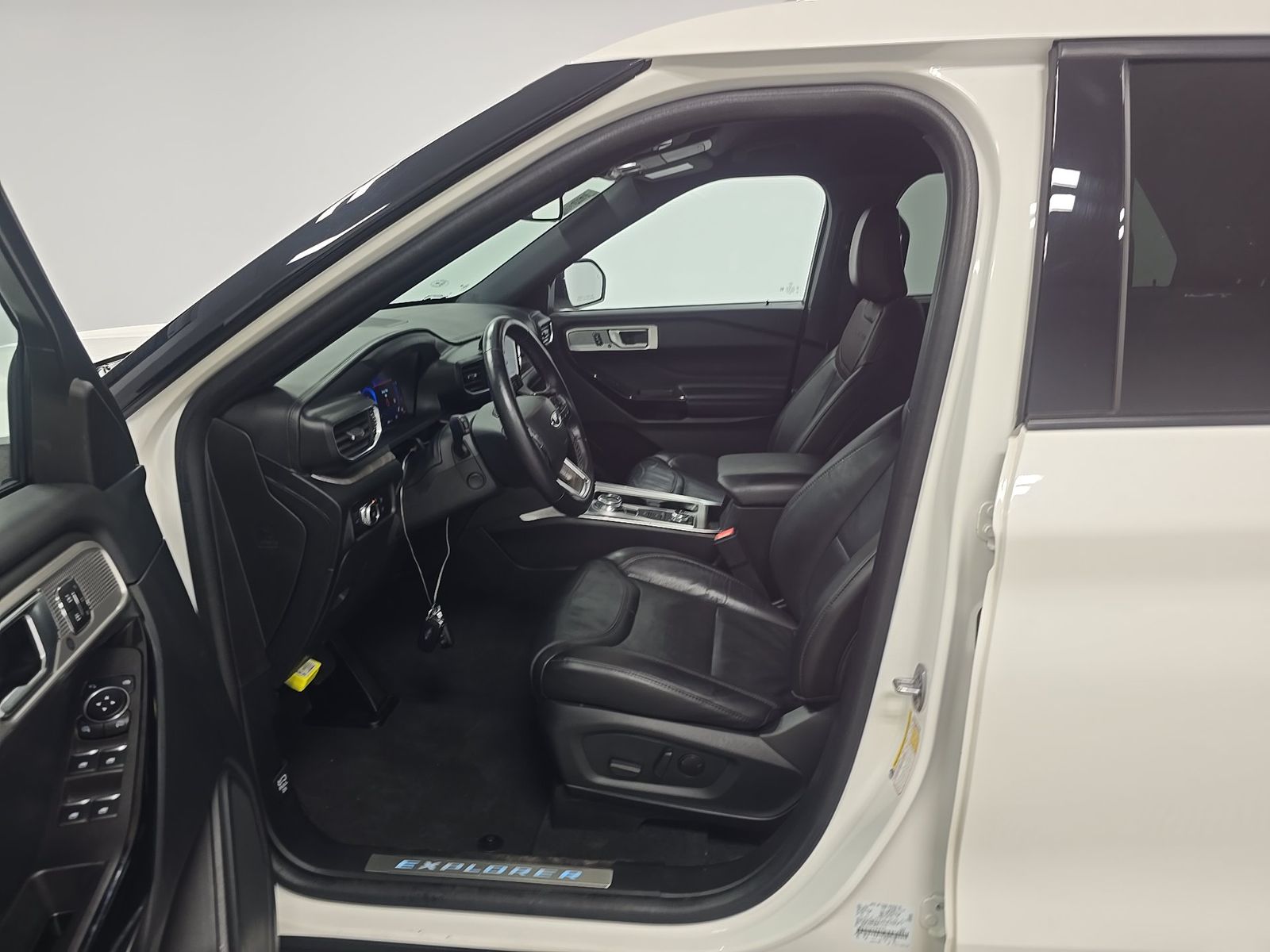 2023 Ford Explorer Platinum AWD