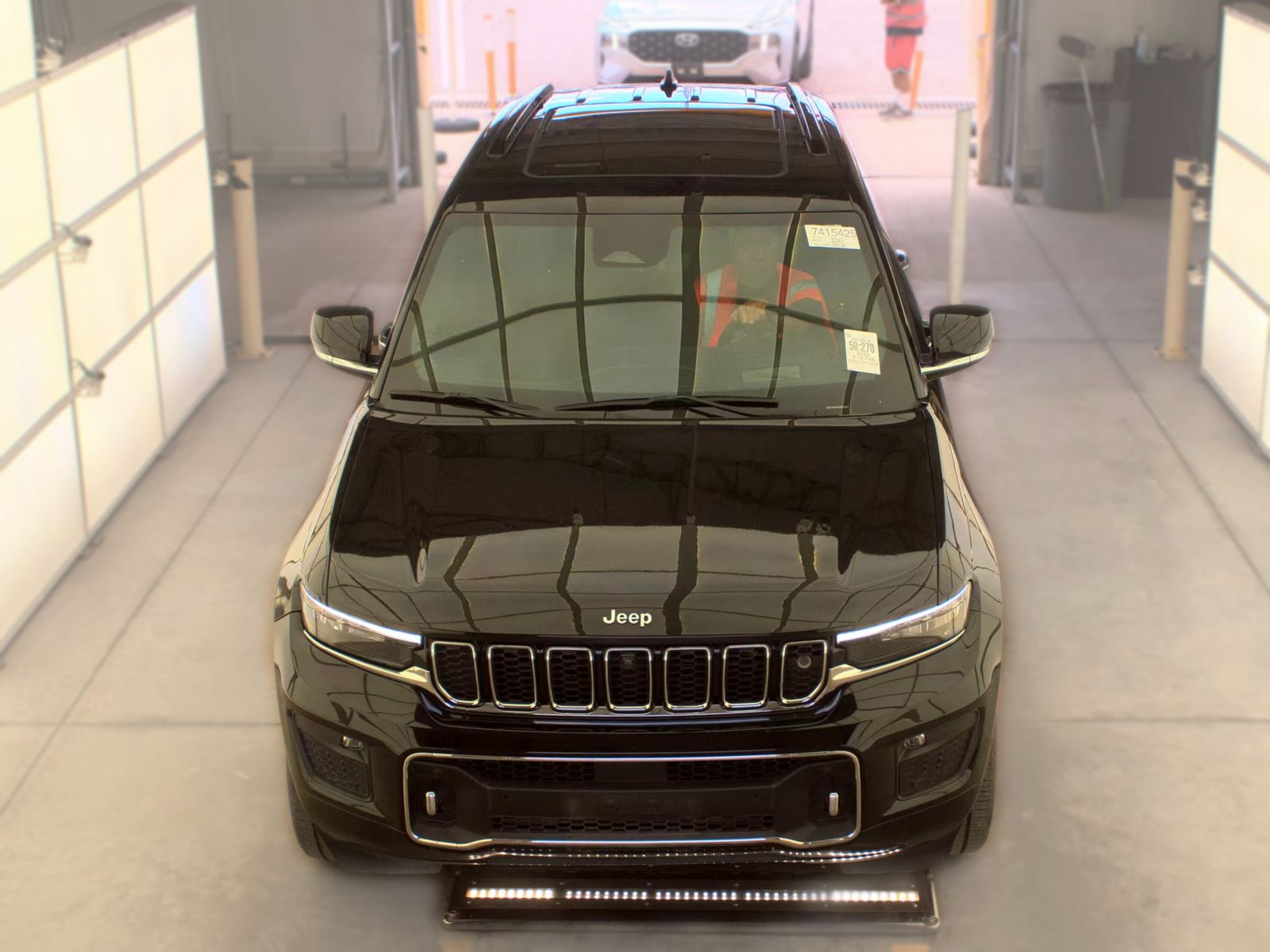 2023 Jeep Grand Cherokee Overland AWD