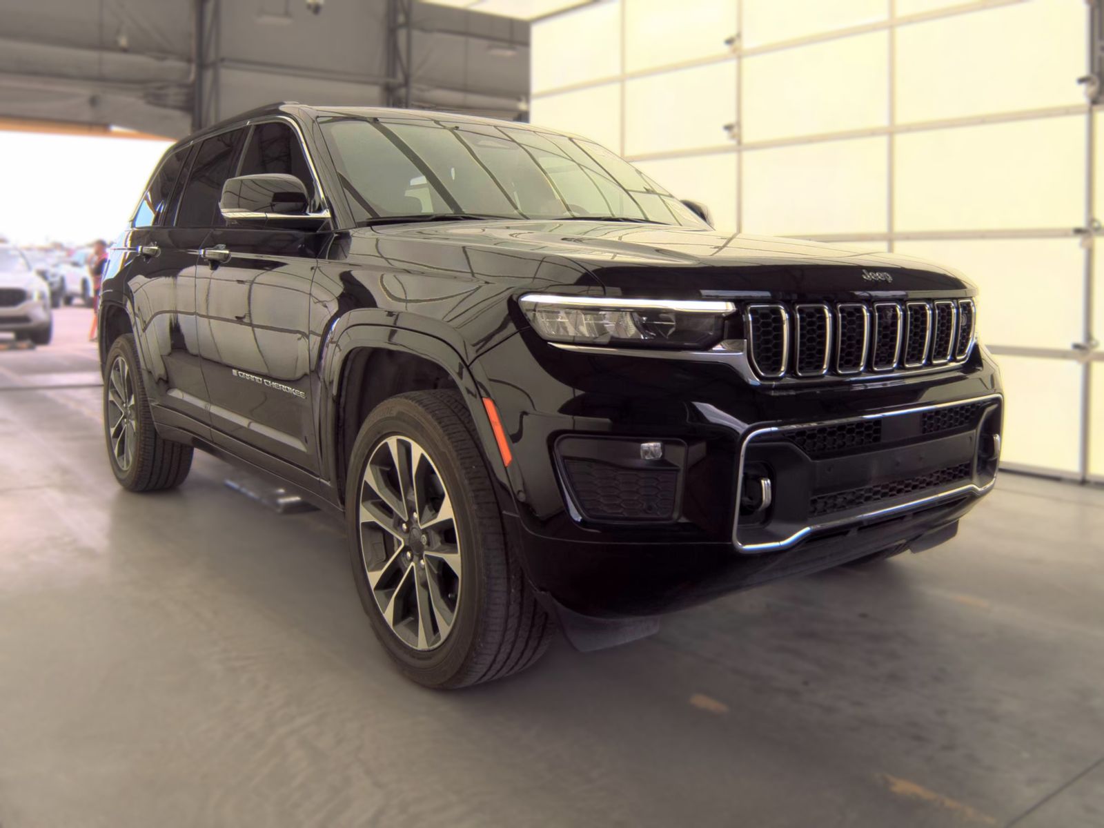 2023 Jeep Grand Cherokee Overland AWD