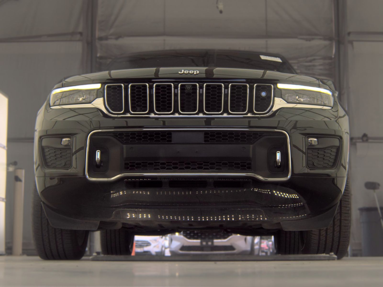 2023 Jeep Grand Cherokee Overland AWD