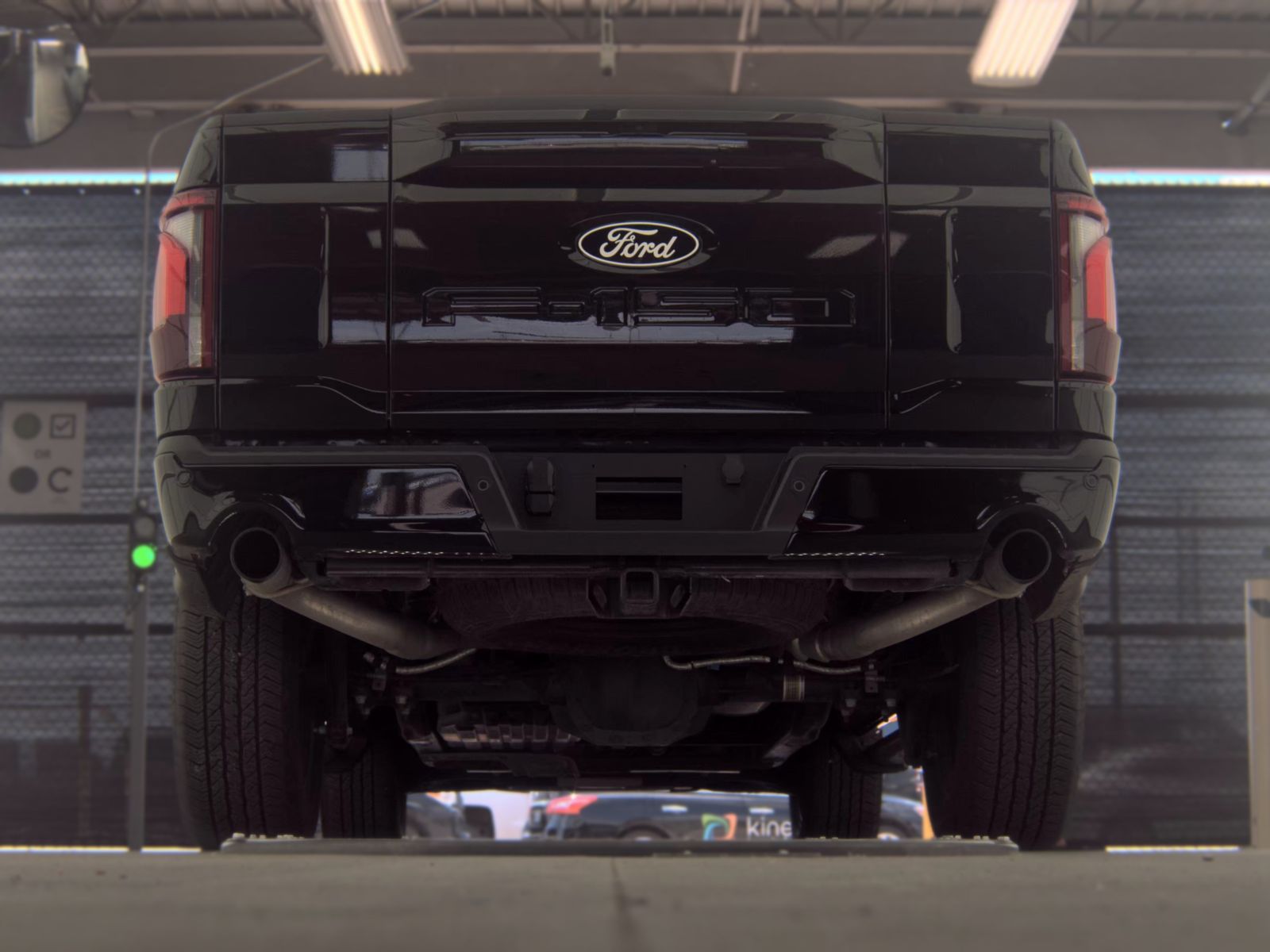 FORD F-150 - 8