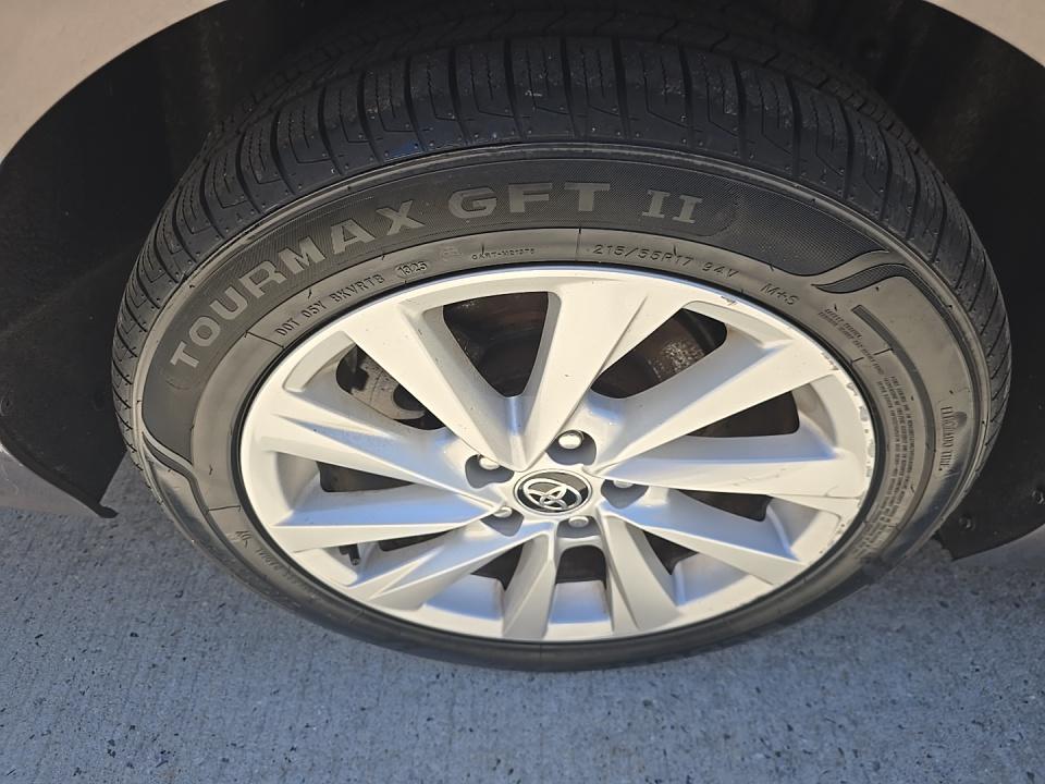 2021 Toyota Camry LE FWD