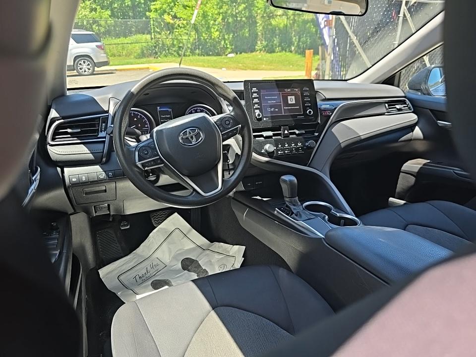 2021 Toyota Camry LE FWD