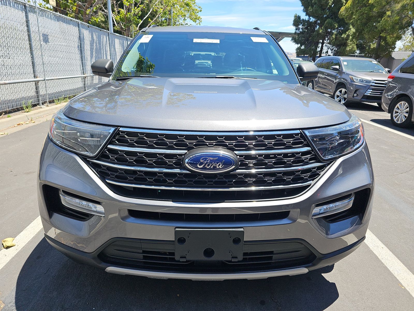 FORD EXPLORER - 3