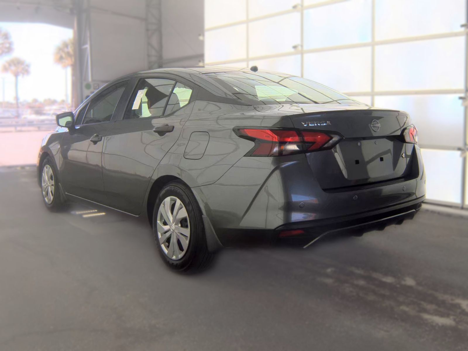 NISSAN VERSA - 9