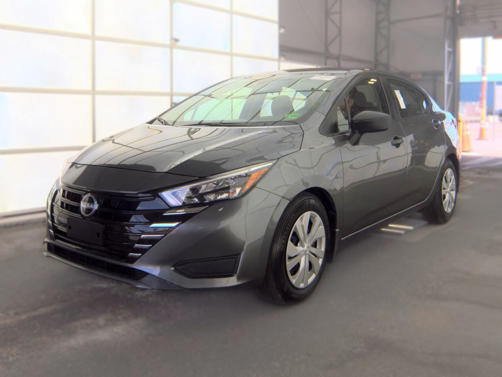 NISSAN VERSA - 1