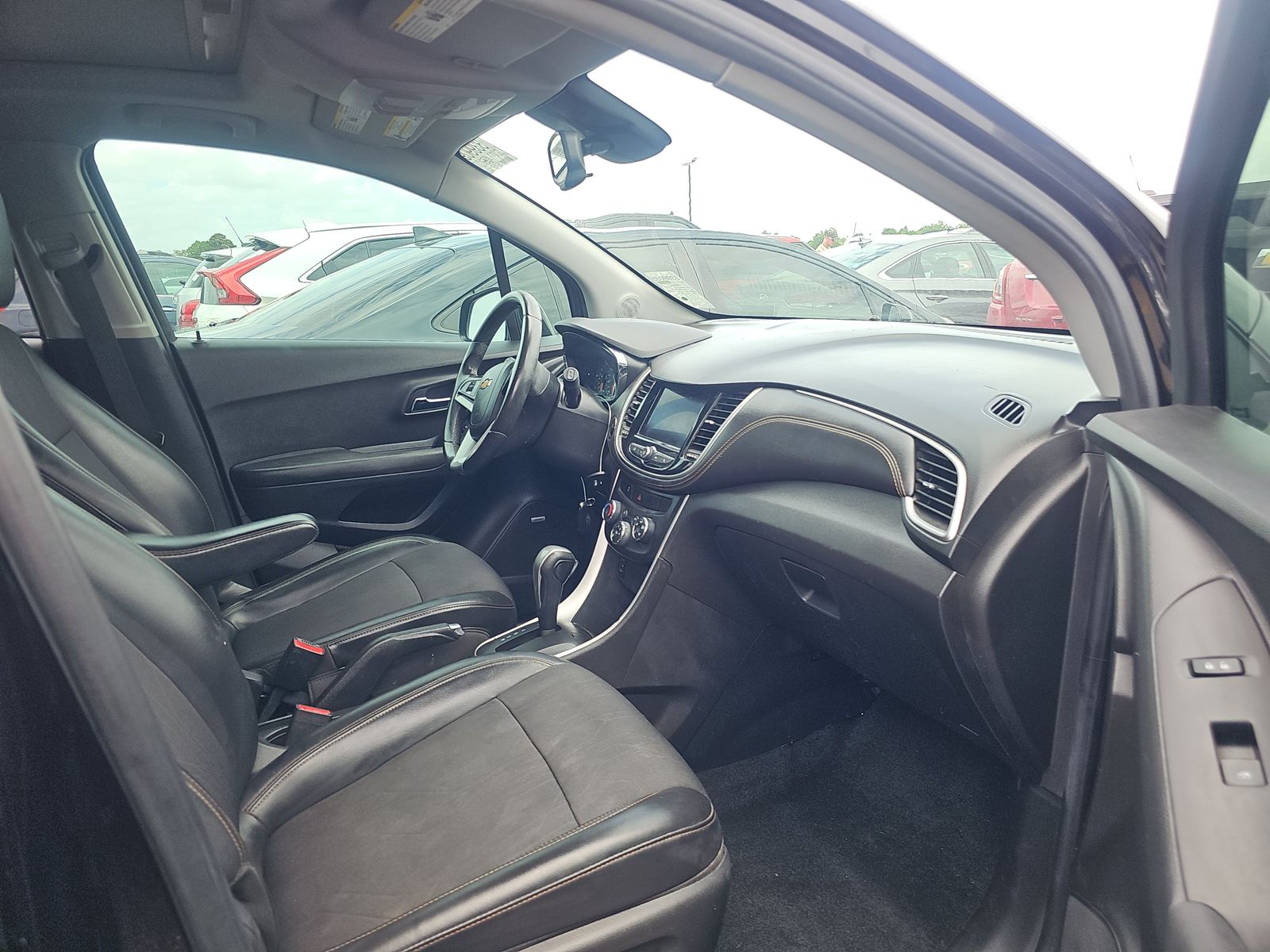 CHEVROLET TRAX - 9