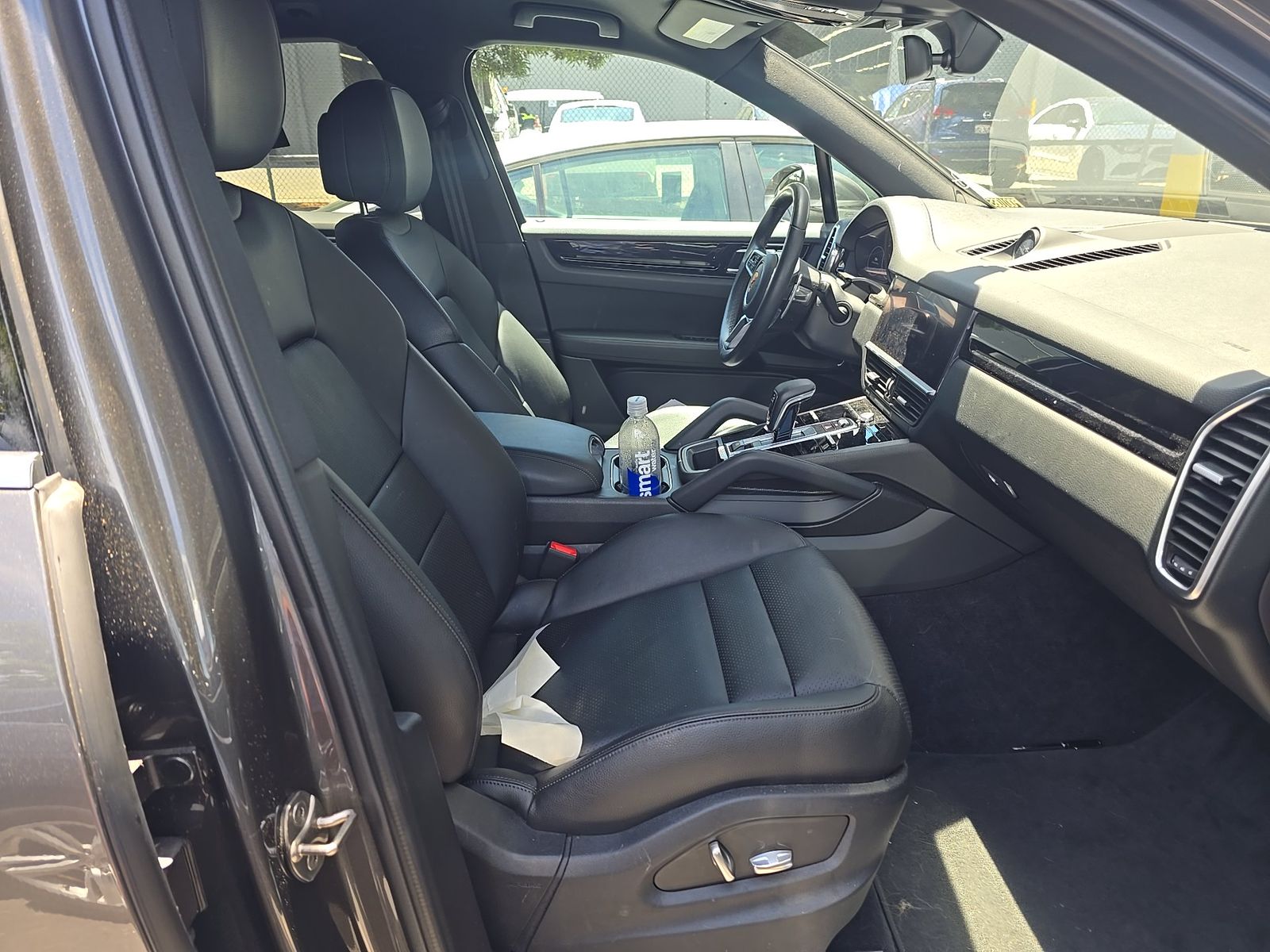 PORSCHE CAYENNE - 9