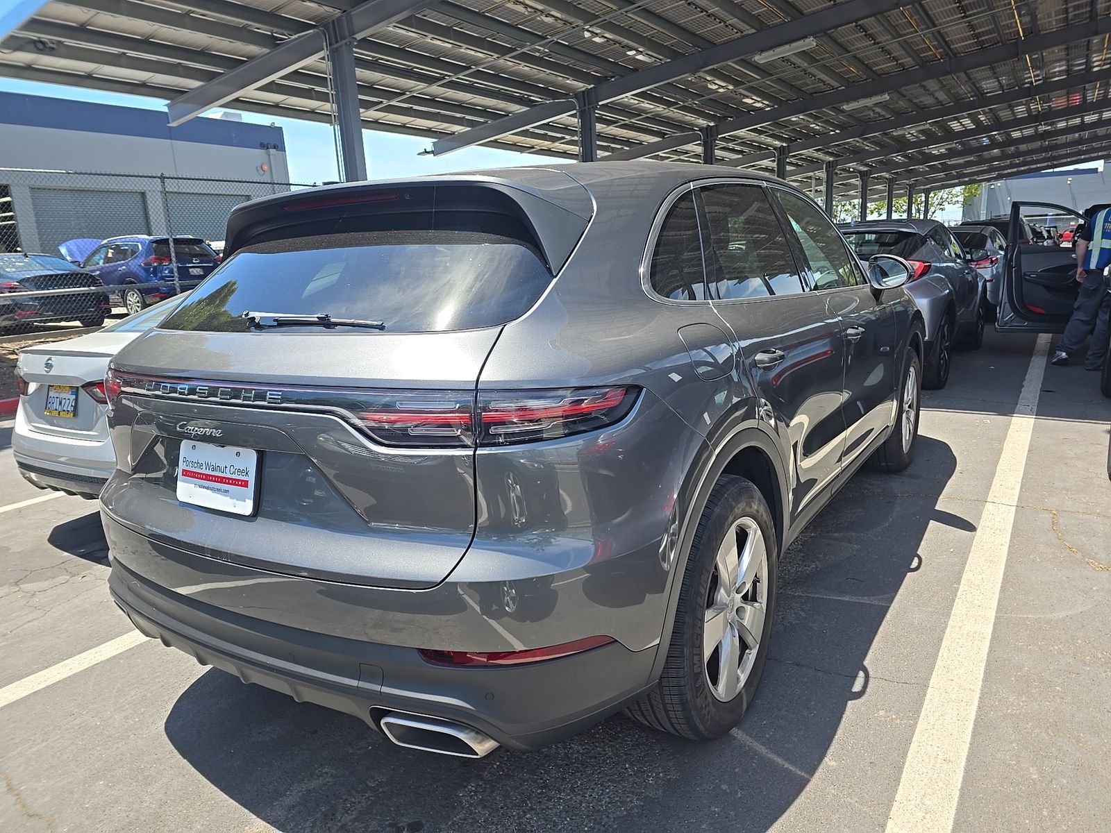 PORSCHE CAYENNE - 5