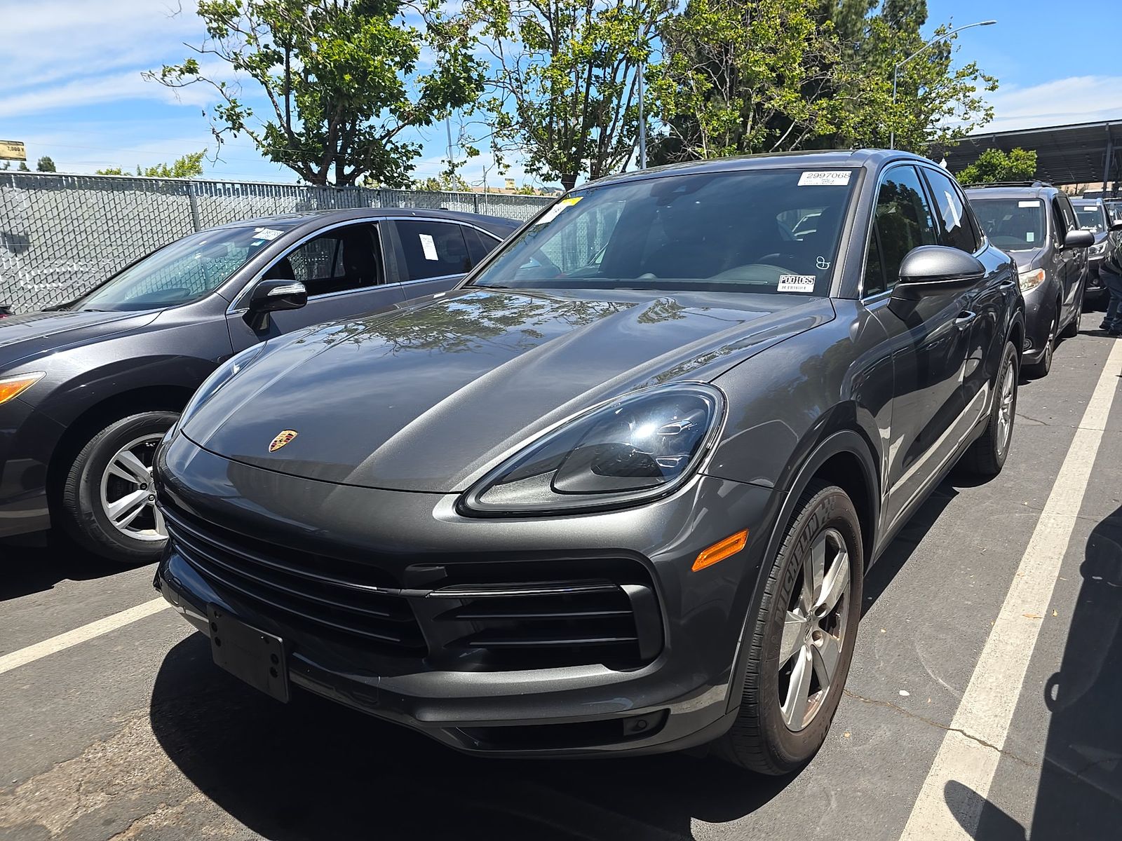 PORSCHE CAYENNE - 1