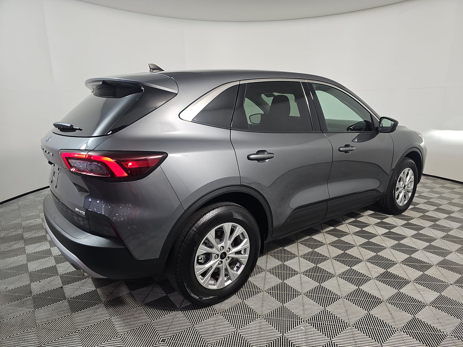 FORD ESCAPE - 5