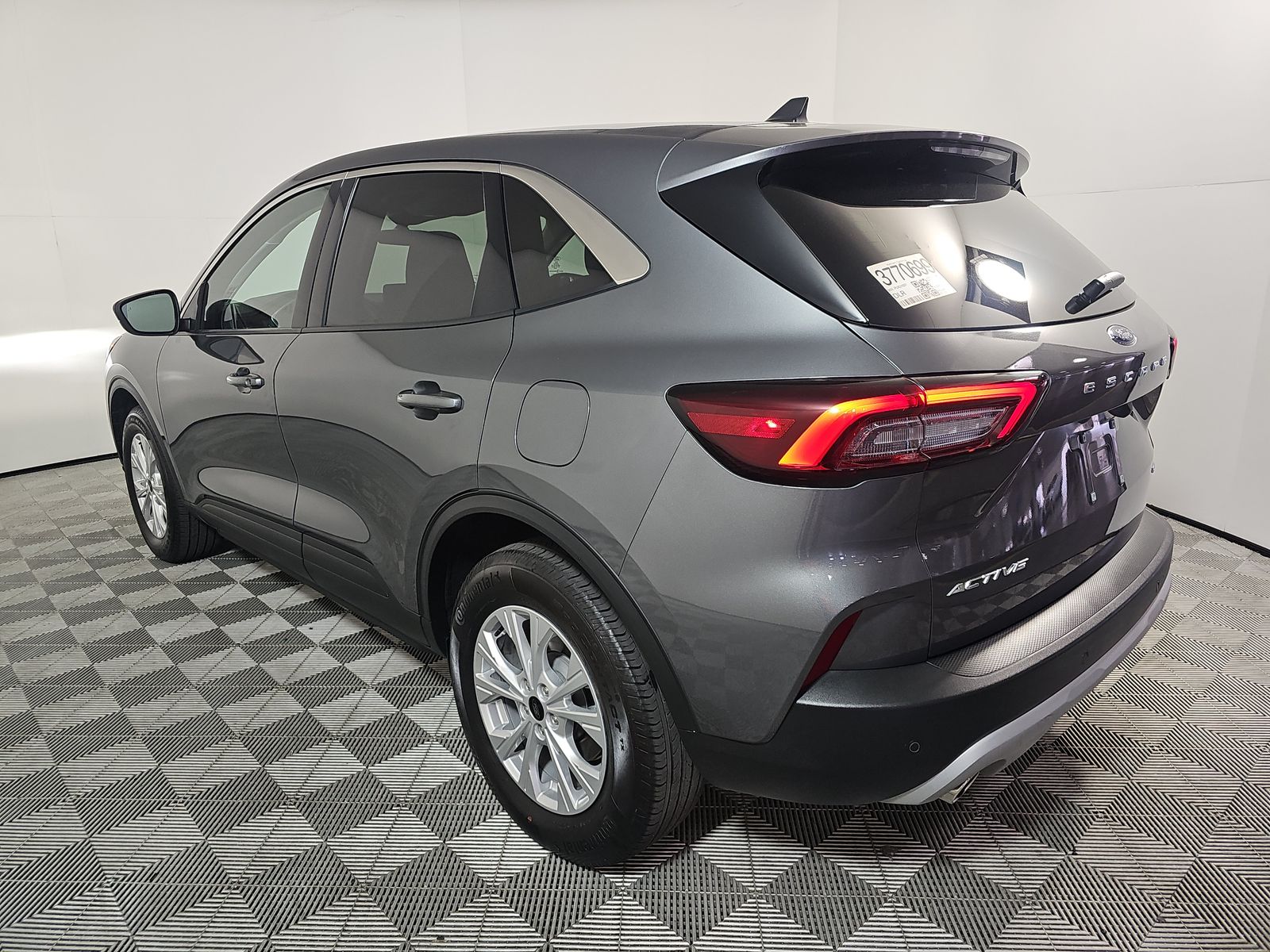 FORD ESCAPE - 7