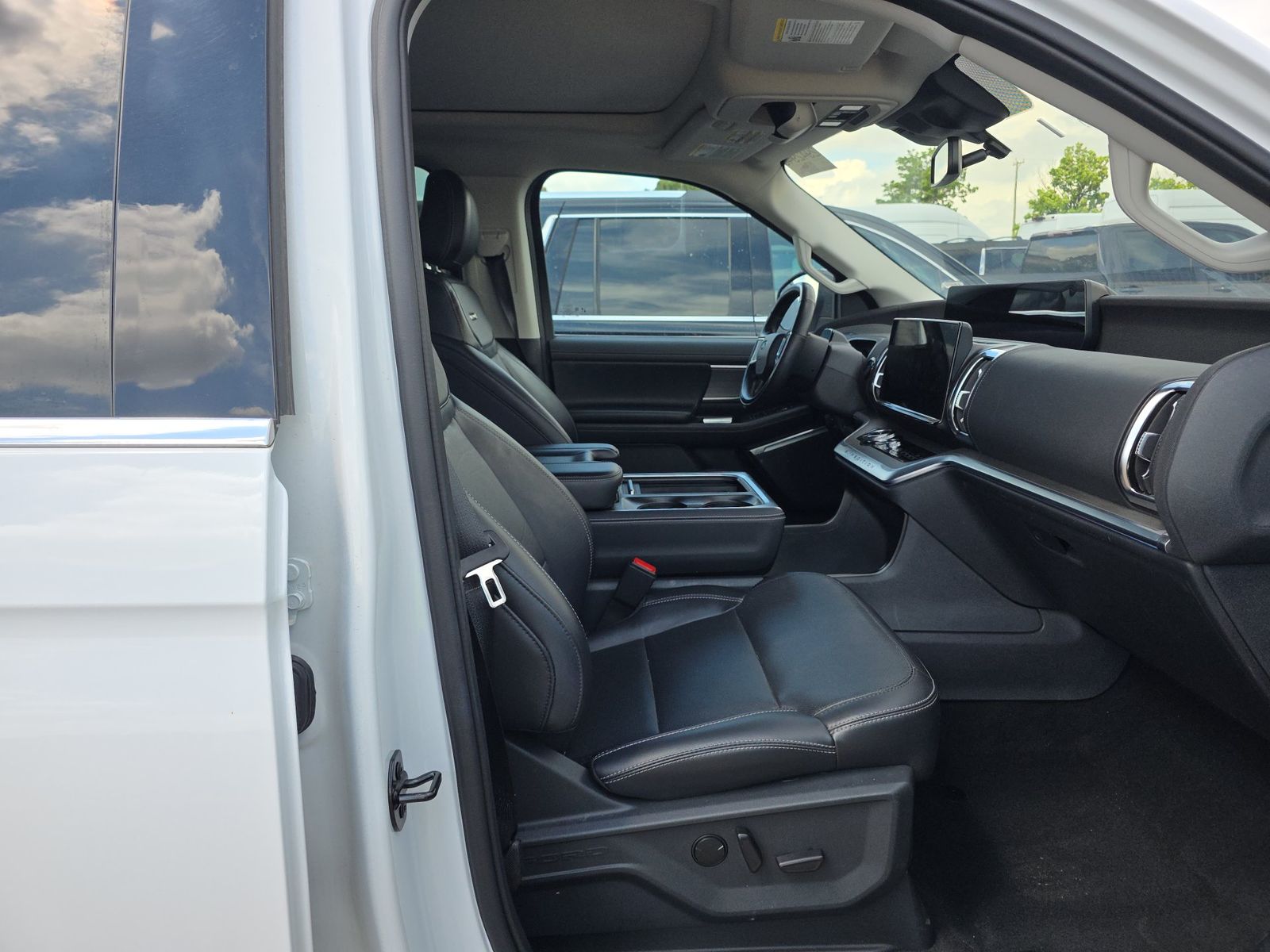 FORD EXPEDITION MAX - 3