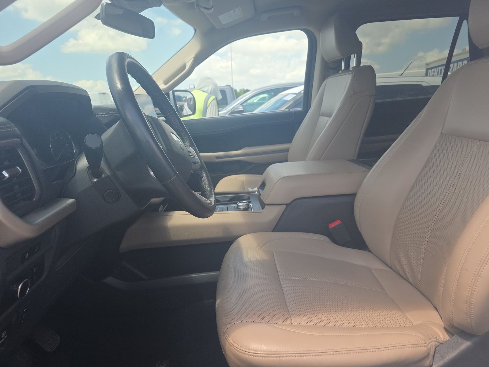FORD EXPEDITION MAX - 8
