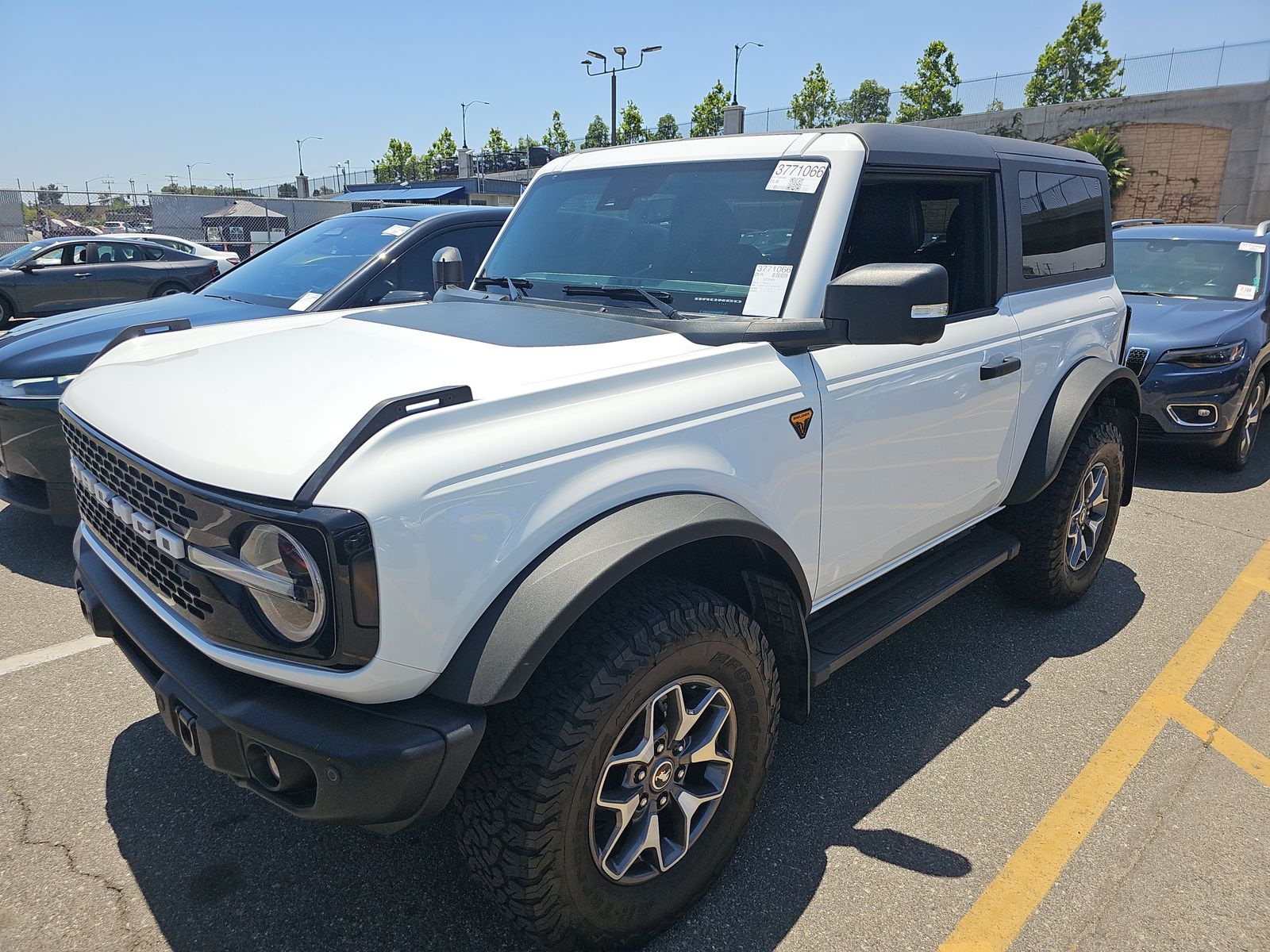 FORD BRONCO - 1