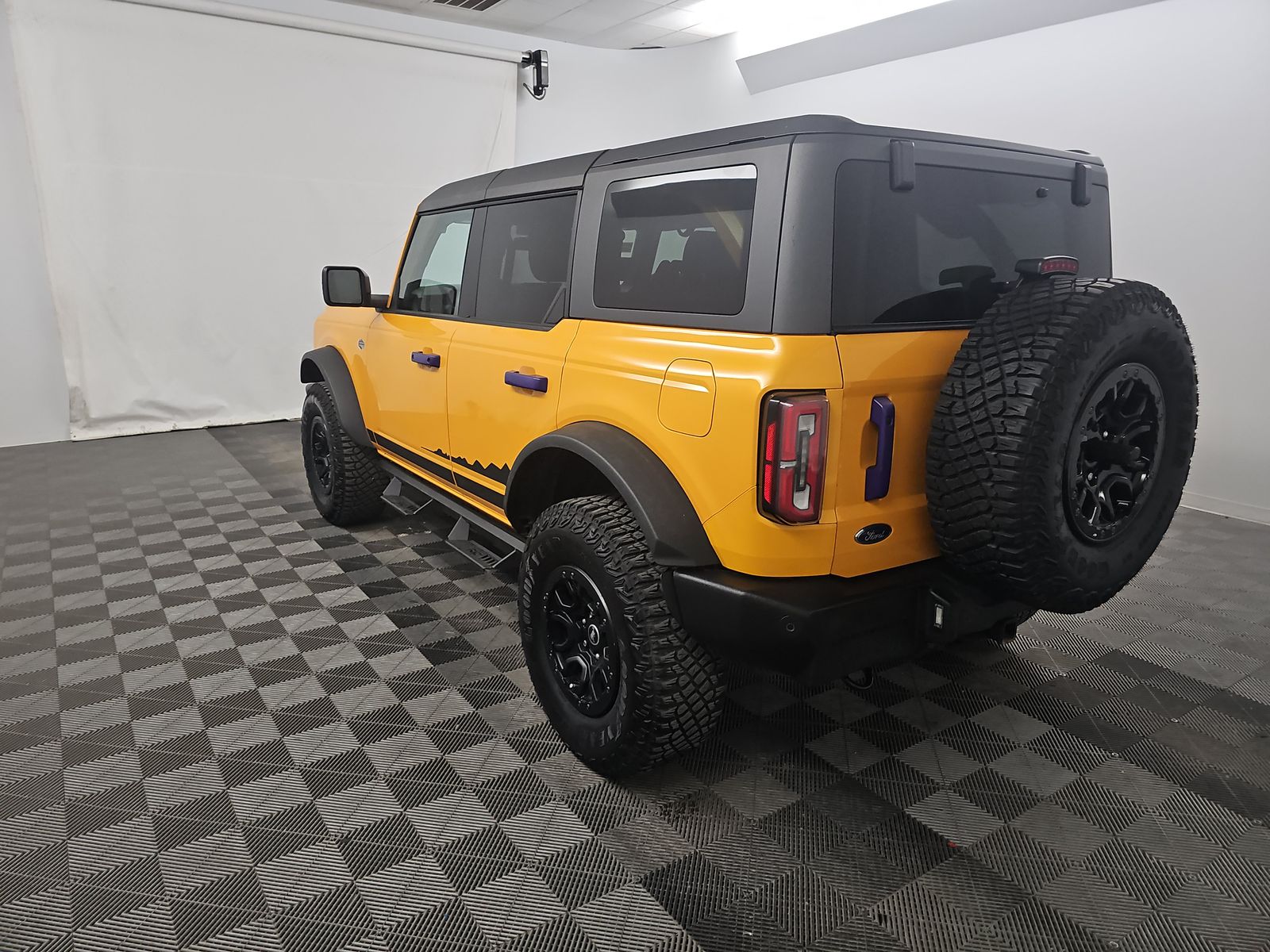 FORD BRONCO - 7