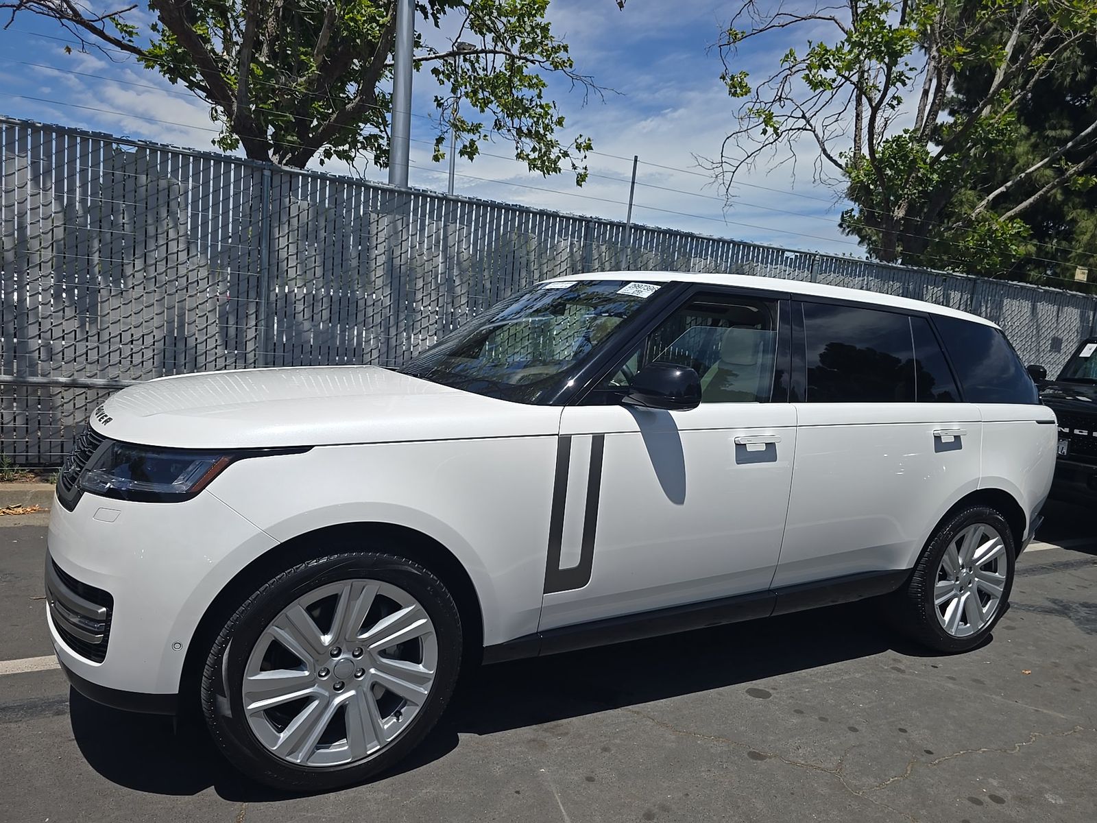 LAND ROVER RANGE ROVER - 1