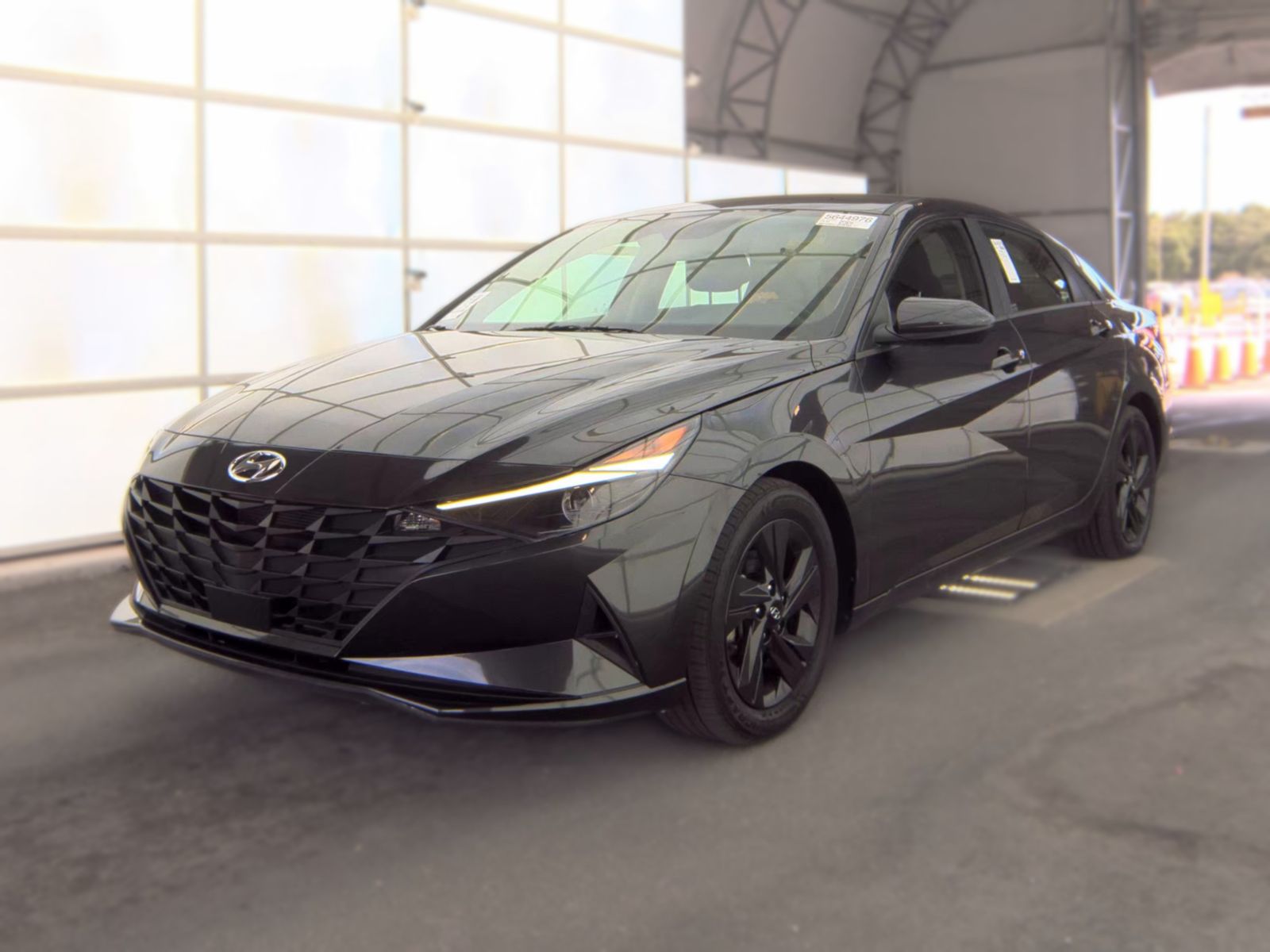 2022 Hyundai Elantra SEL FWD