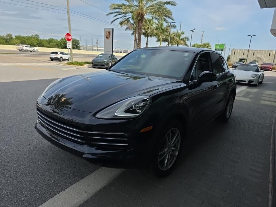 PORSCHE CAYENNE - 1