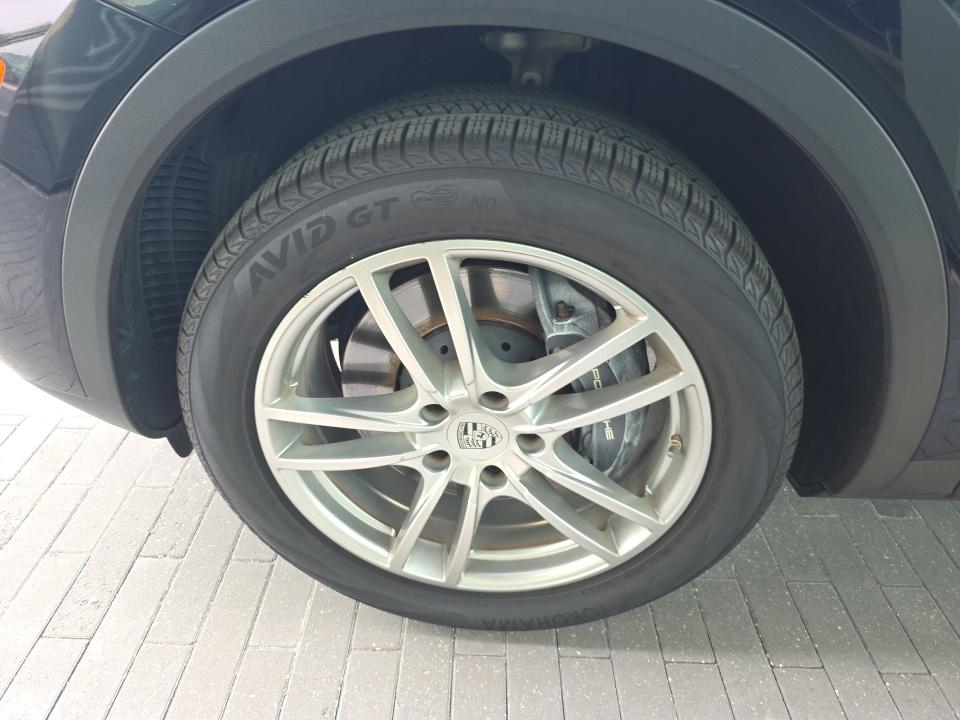 PORSCHE CAYENNE - 9