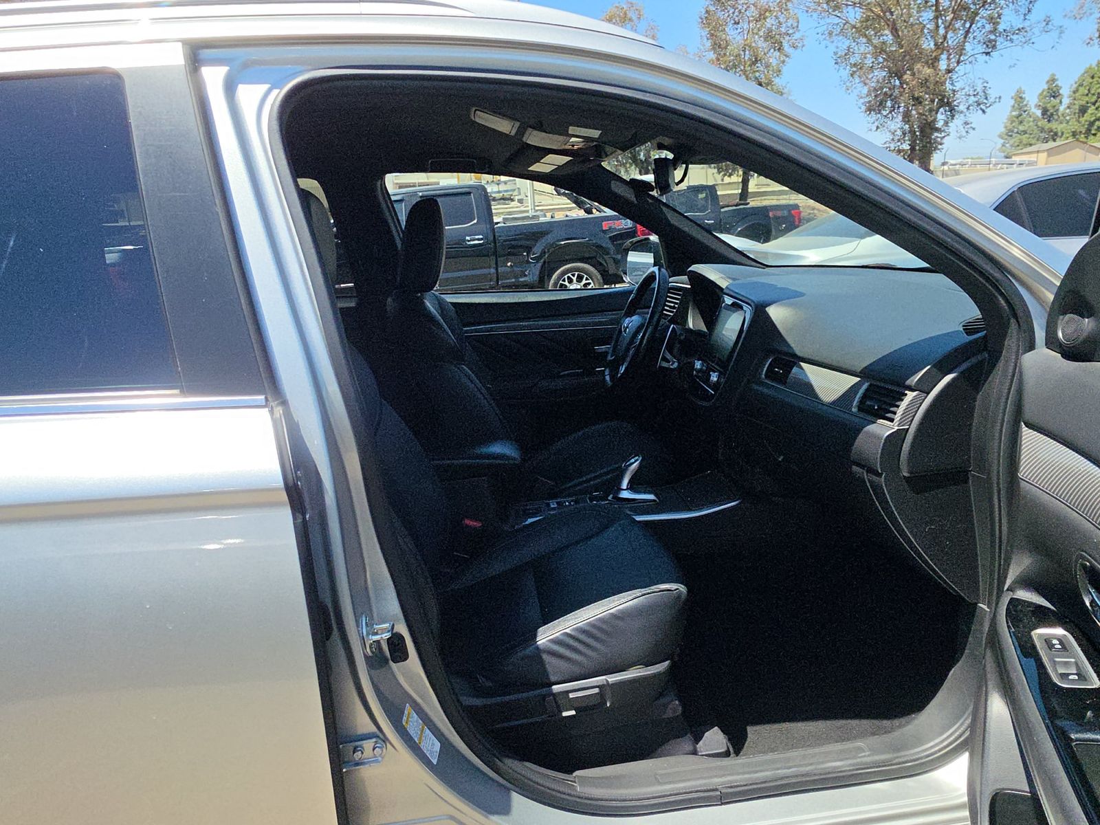 2022 Mitsubishi Outlander PHEV SEL AWD