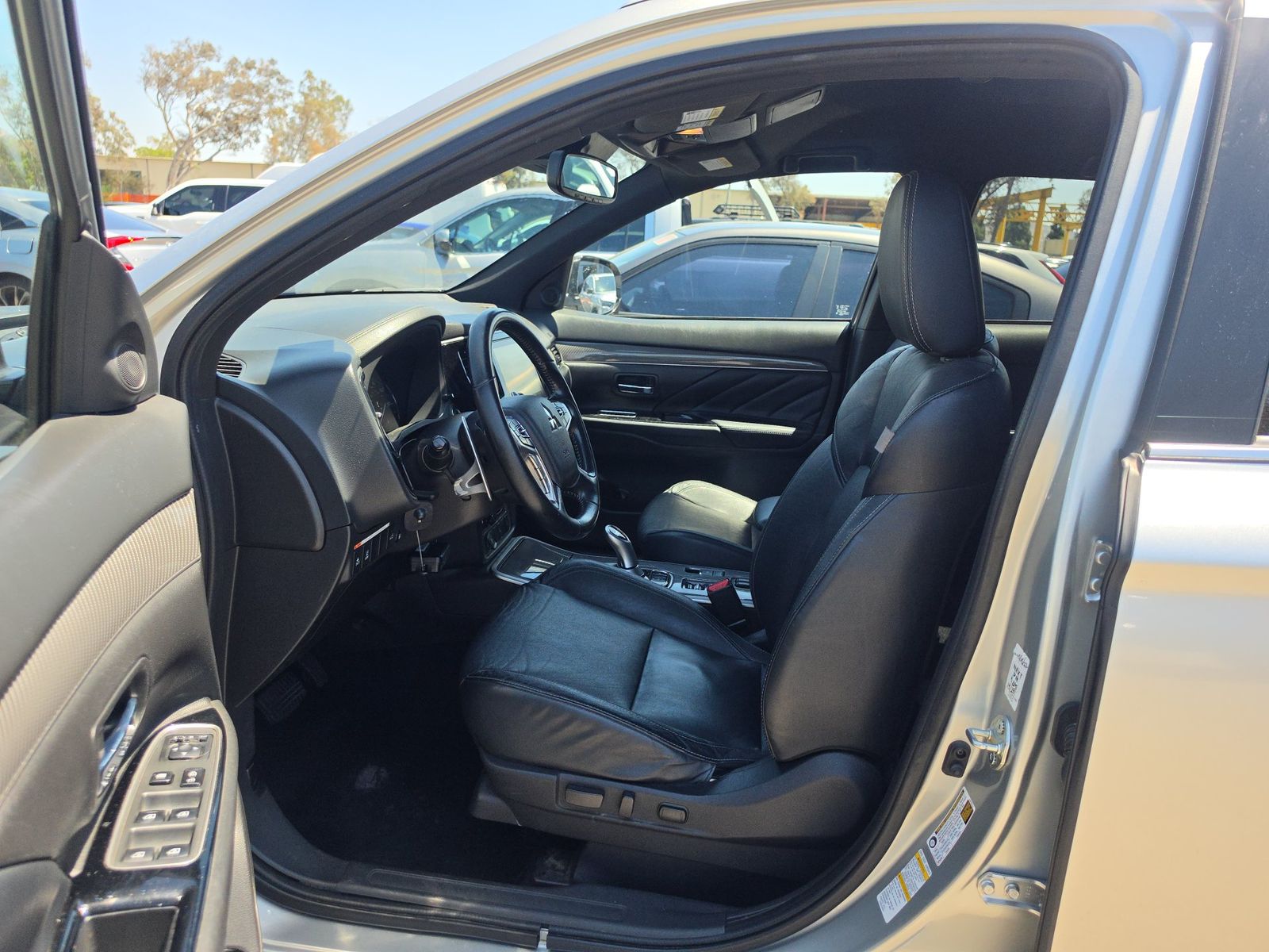 2022 Mitsubishi Outlander PHEV SEL AWD