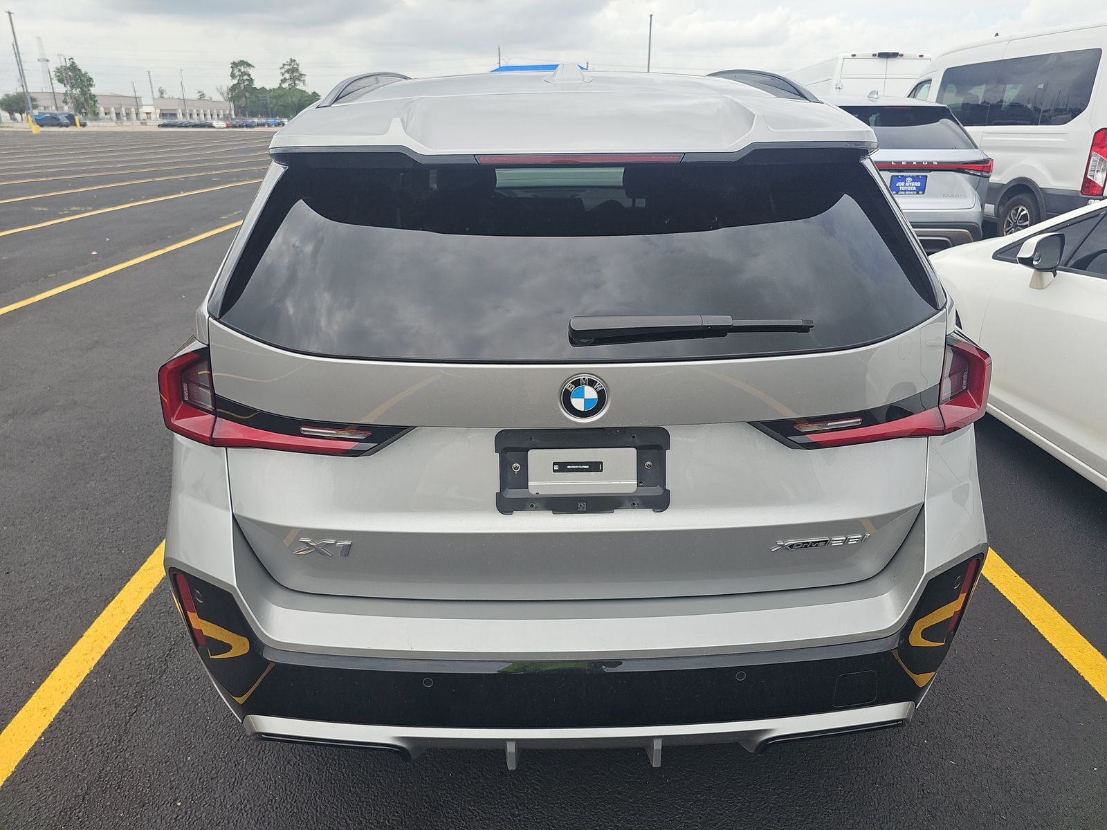 2026 BMW X1 xDrive28i AWD