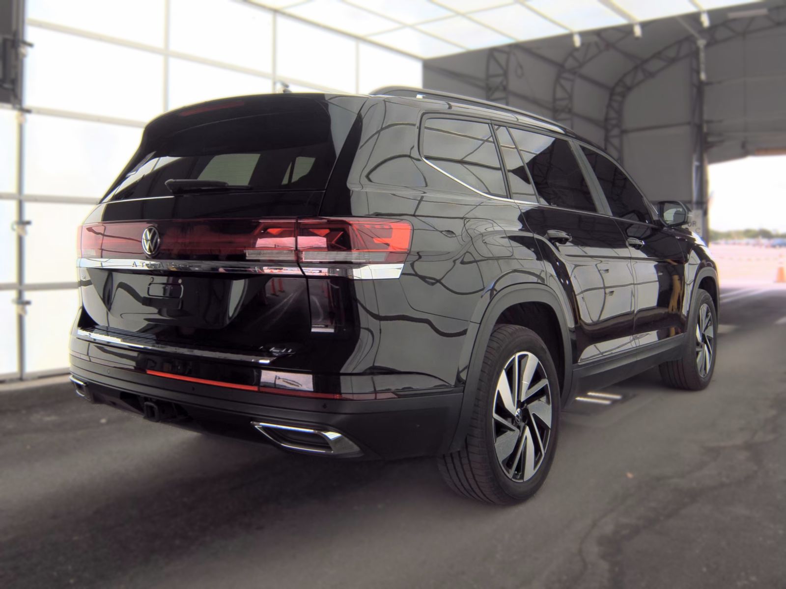 2024 Volkswagen Atlas 2.0T SE FWD