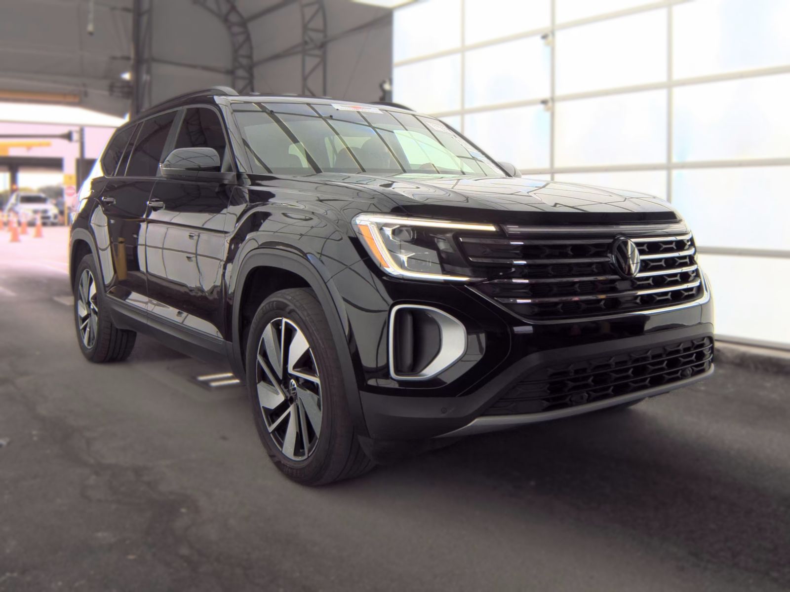 2024 Volkswagen Atlas 2.0T SE FWD