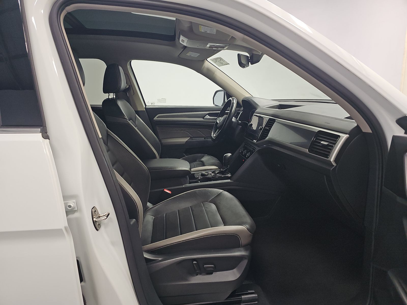 2021 Volkswagen Atlas 3.6L SEL Premium R-Line AWD
