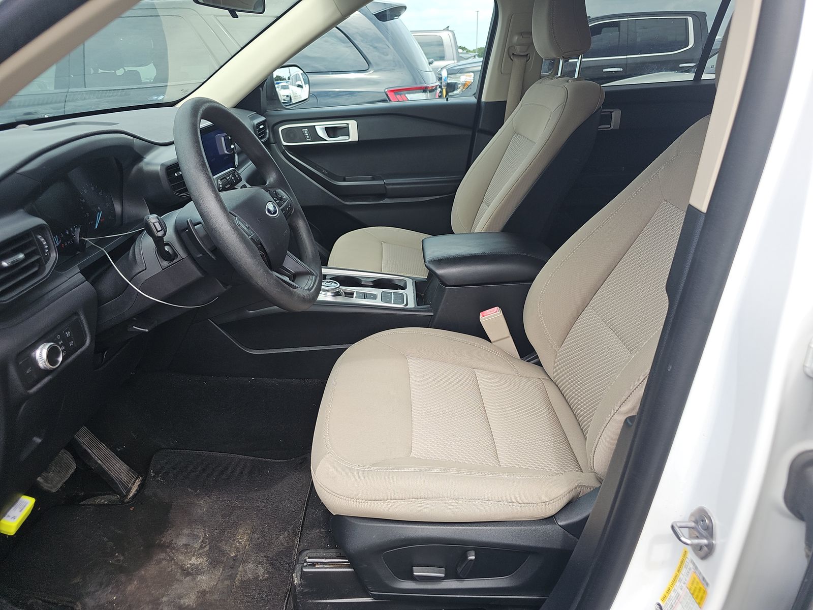 FORD EXPLORER - 8